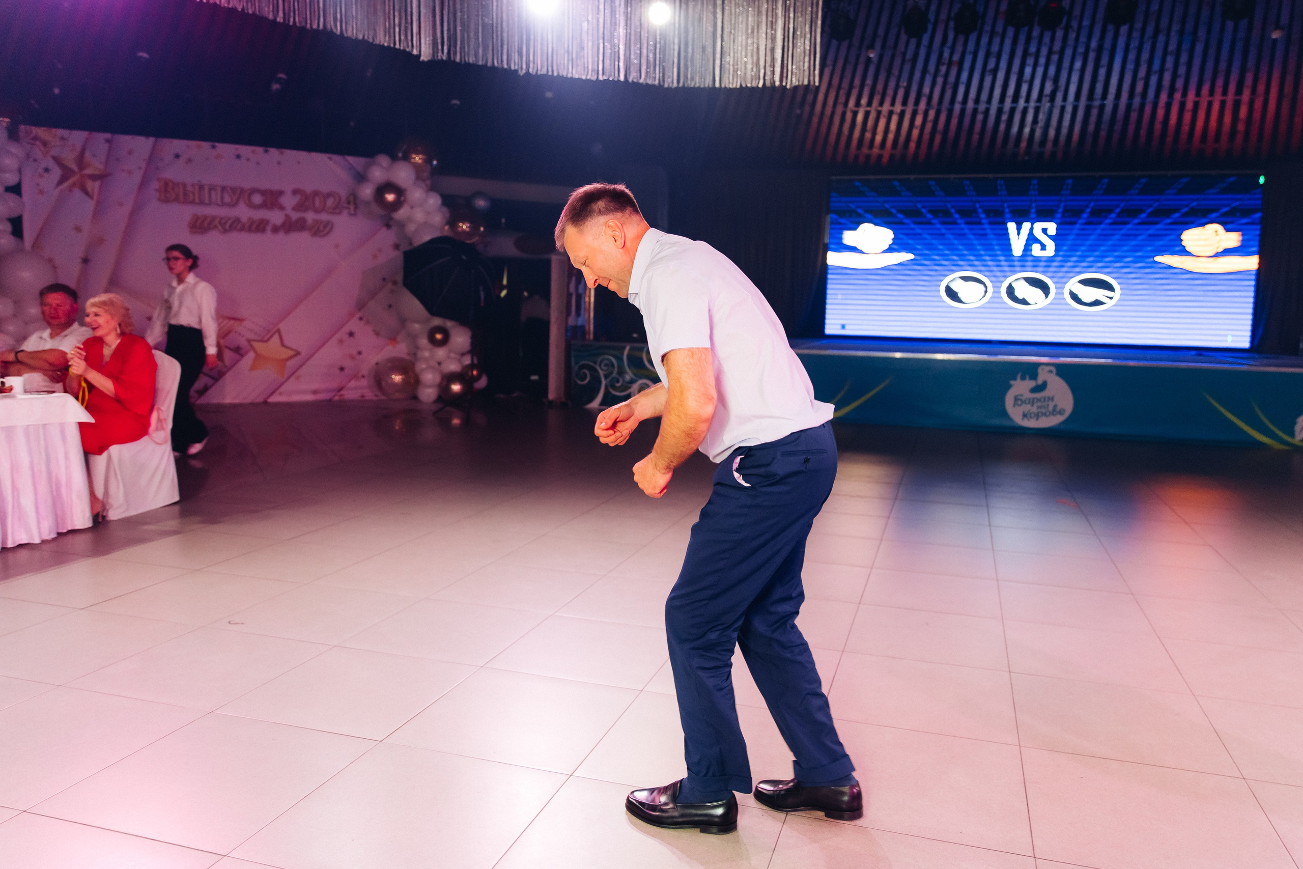 Выпускной вечер. 49 школа. Баран на корове. Свадебный и семейный фотограф в Улан-Удэ