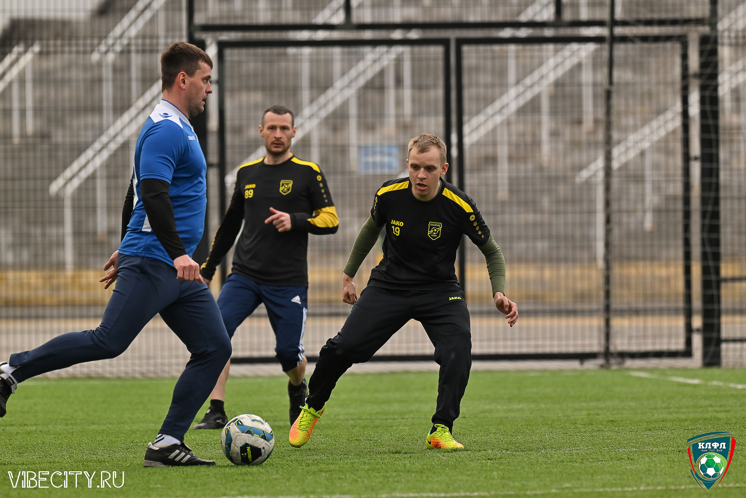 XX ЧЕМПИОНАТ КАЛИНИНГРАДСКОЙ ЛФЛ КАНЦМАРКЕТ39 сезона 2024–2025 гг. VIBECITY.RU Вайб Сити Ру Фоторепортажи Фотоотчеты Калининград