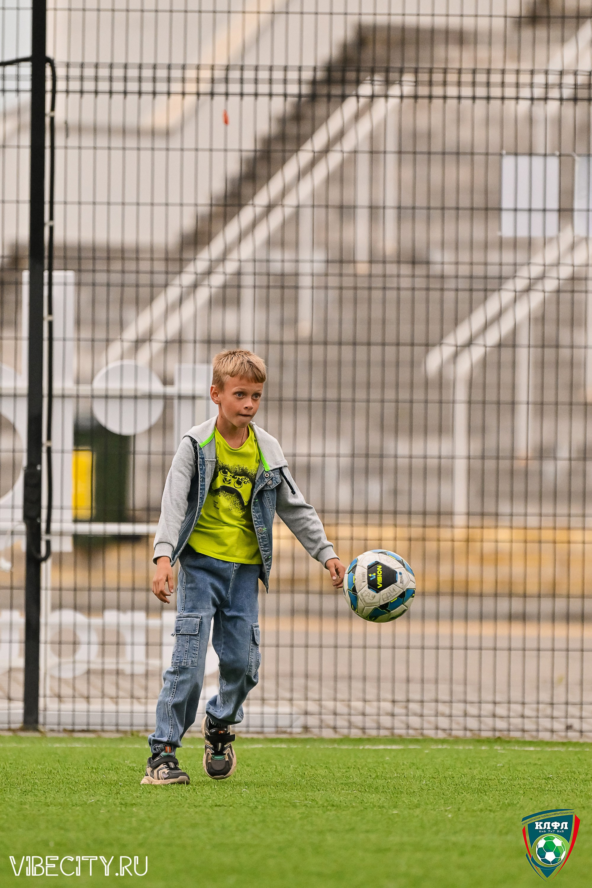 ФИНАЛЬНЫЕ МАТЧИ ПЛЕЙ-ОФФ XXl ЛЕТНЕГО КУБКА КАЛИНИНГРАДСКОЙ ЛФЛ. VIBECITY.RU Вайб Сити Ру Фоторепортажи Фотоотчеты Калининград