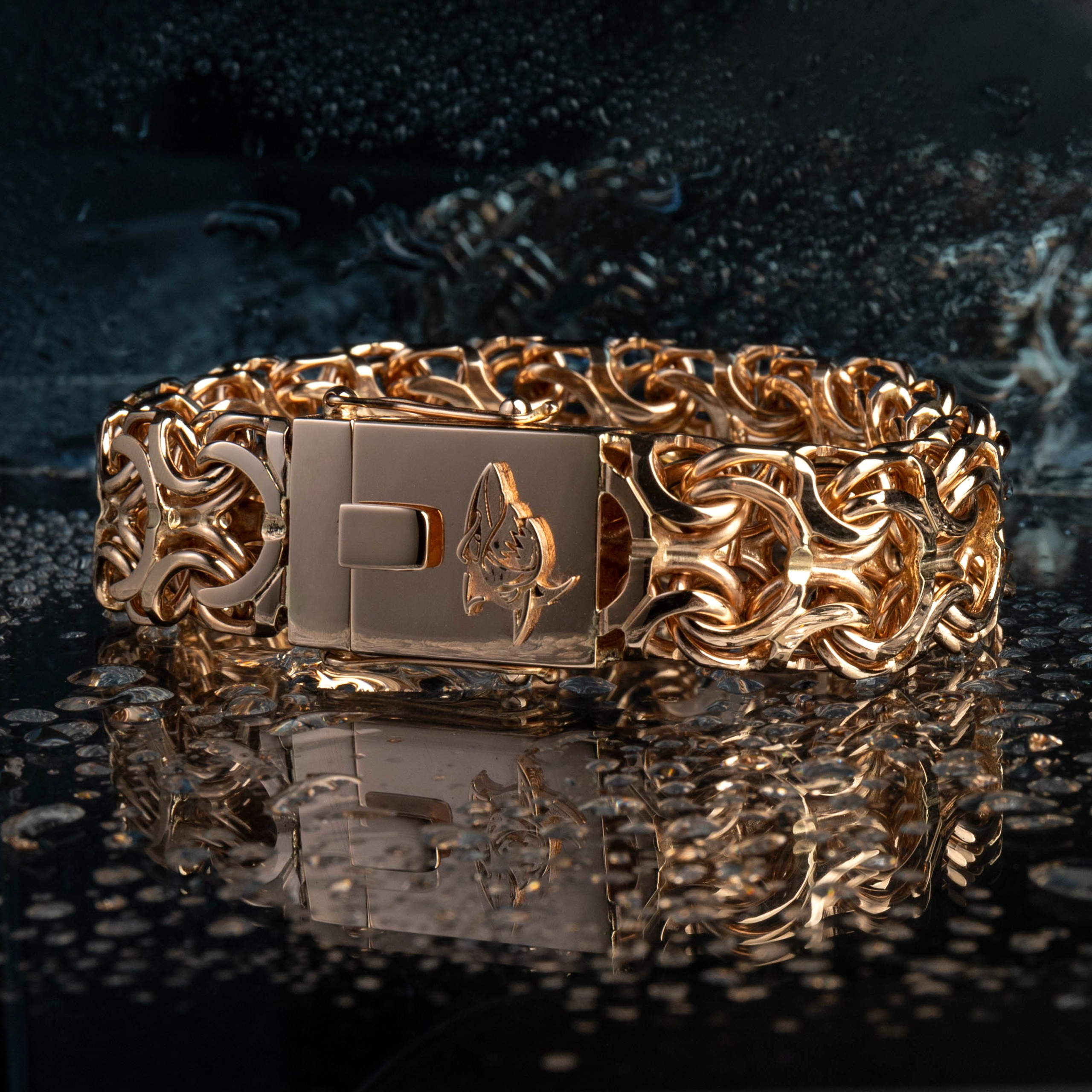 Ювелирные украшения. Предметный фотограф в Крыму Ольга Шестакова