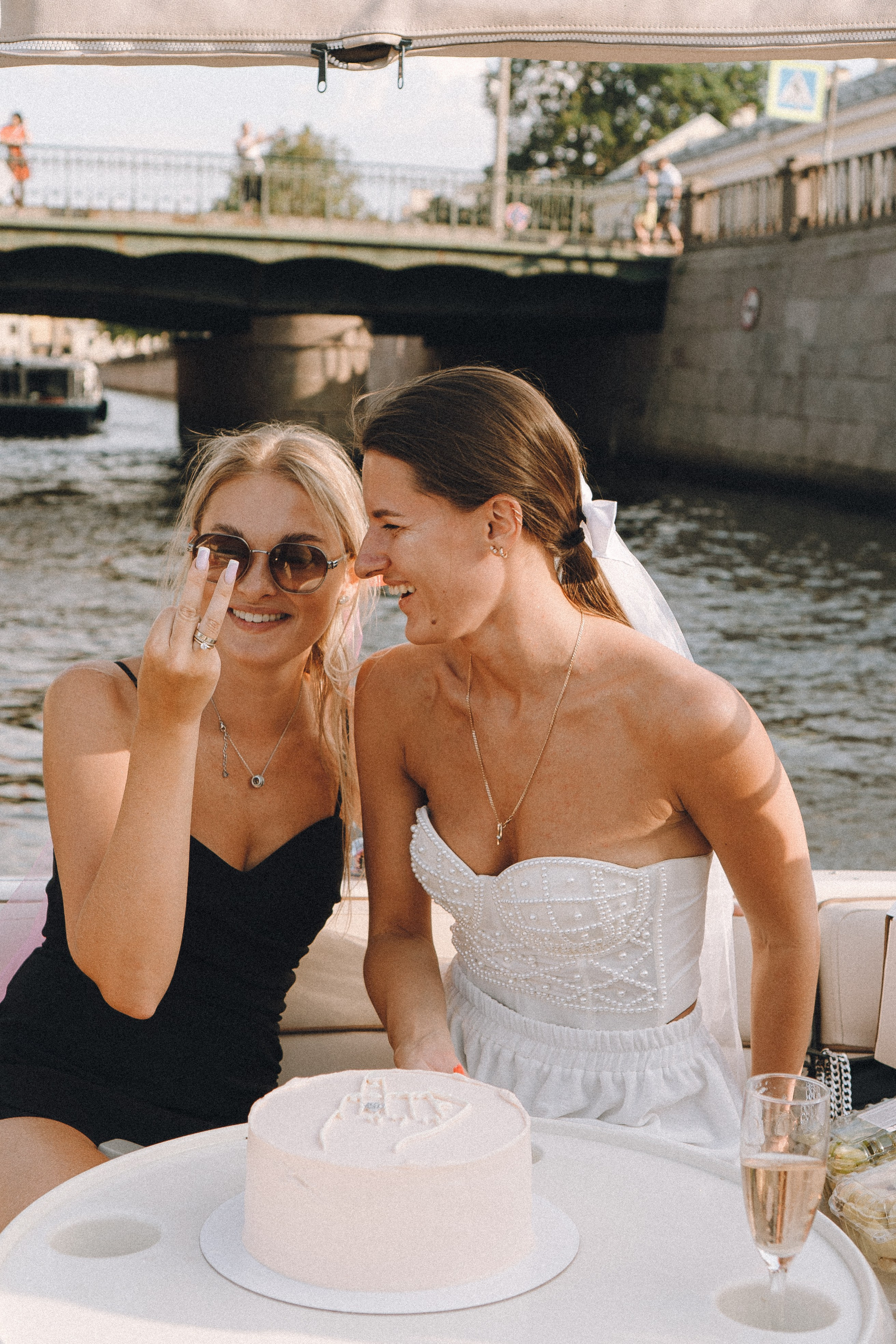 ДЕВИЧНИК НА КАТЕРЕ. Профессиональный фотограф, Санкт-Петербург — Виктория Богомолова