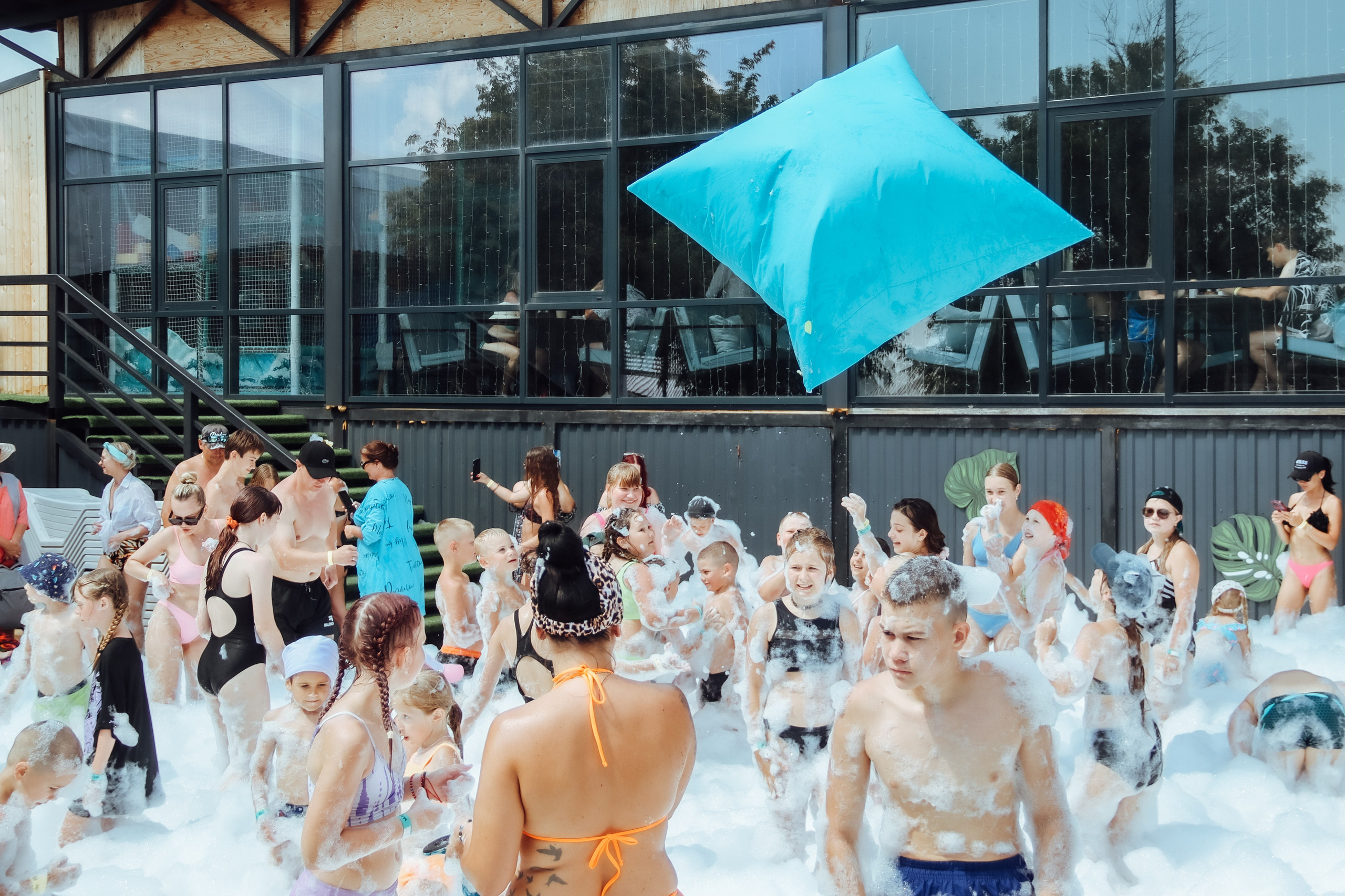 08.07.2026/Малибу/Пенная дискотека. Семейный и детский фотограф в Славгороде Анастасия Винс