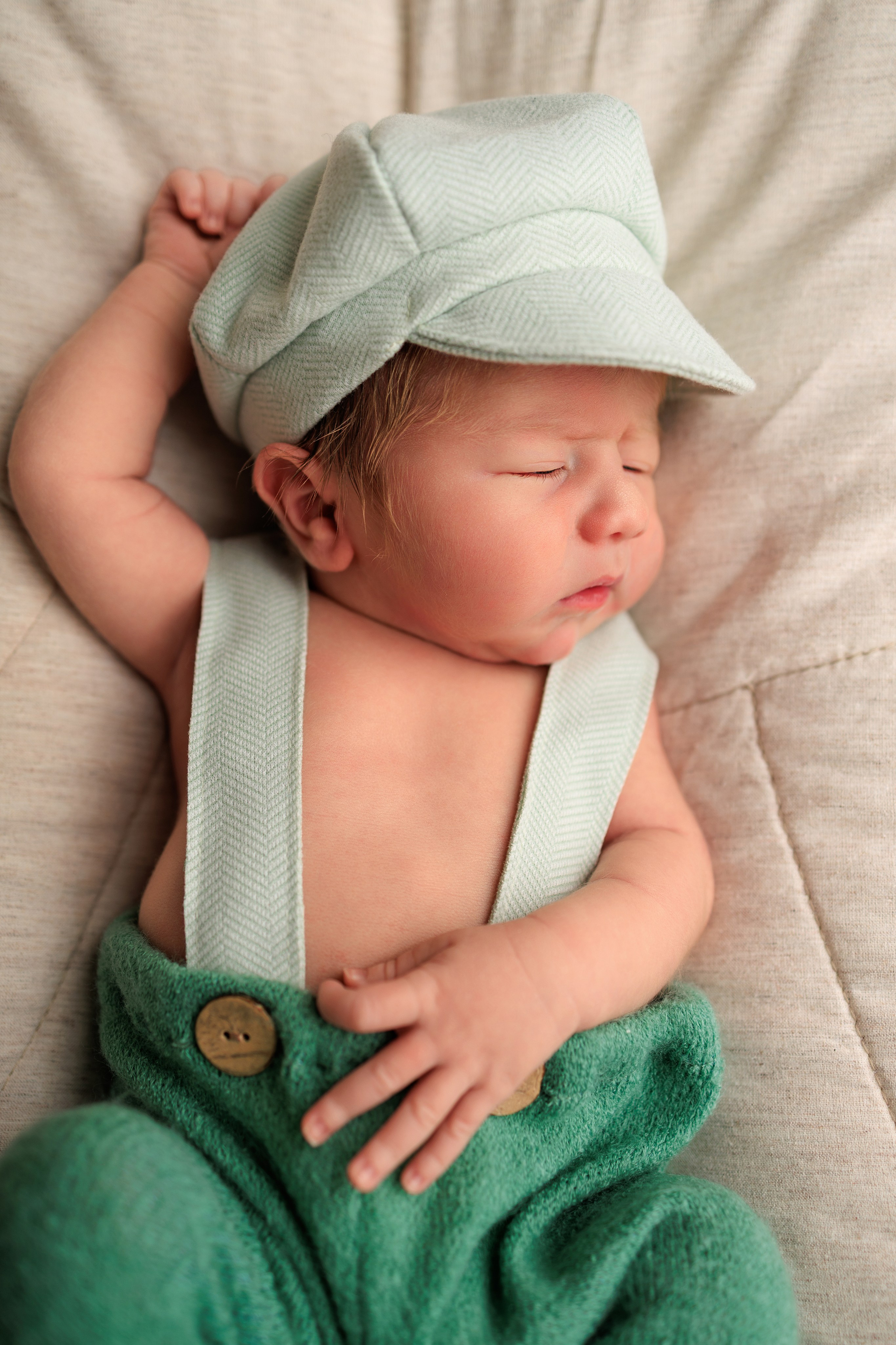 Новорожденные. Фотограф новорожденных Мари Масик  Ростов-на-Дону