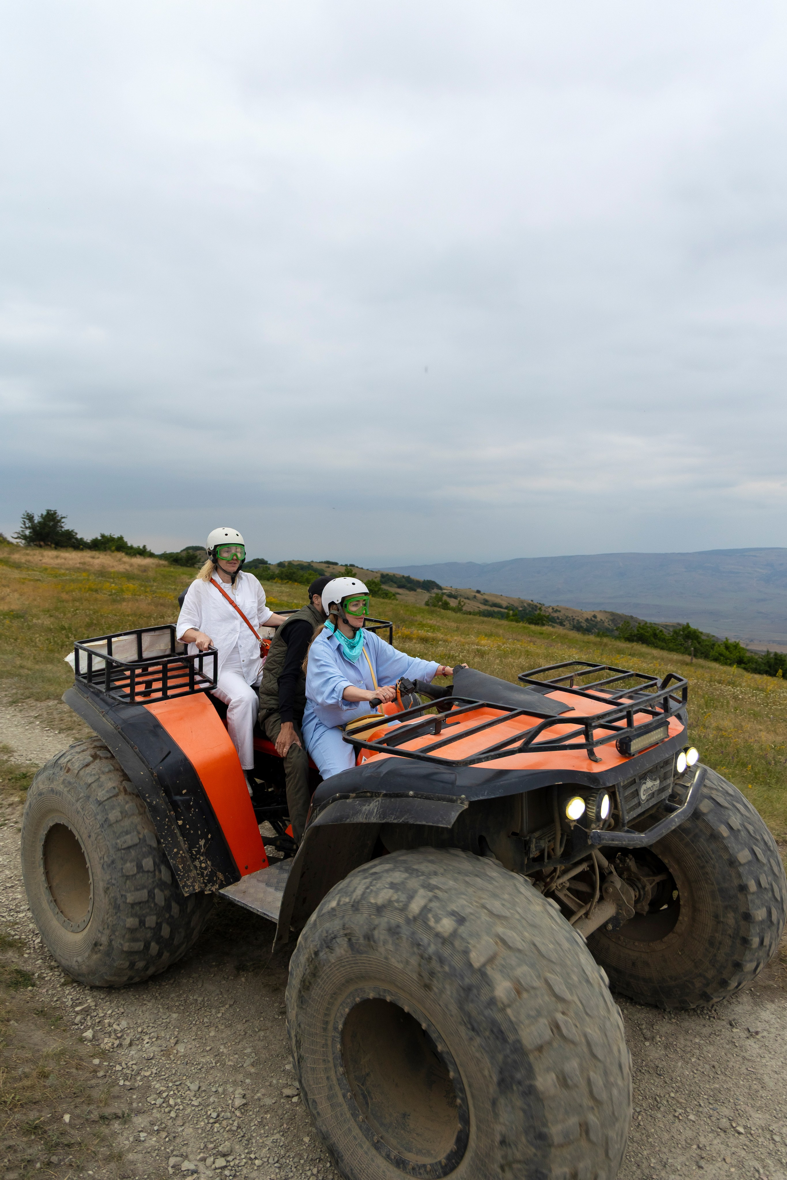 Выездное фотосопровождение туристов. Свадебный и семейный фотограф в Каспийске Алёна Нурмагомедова