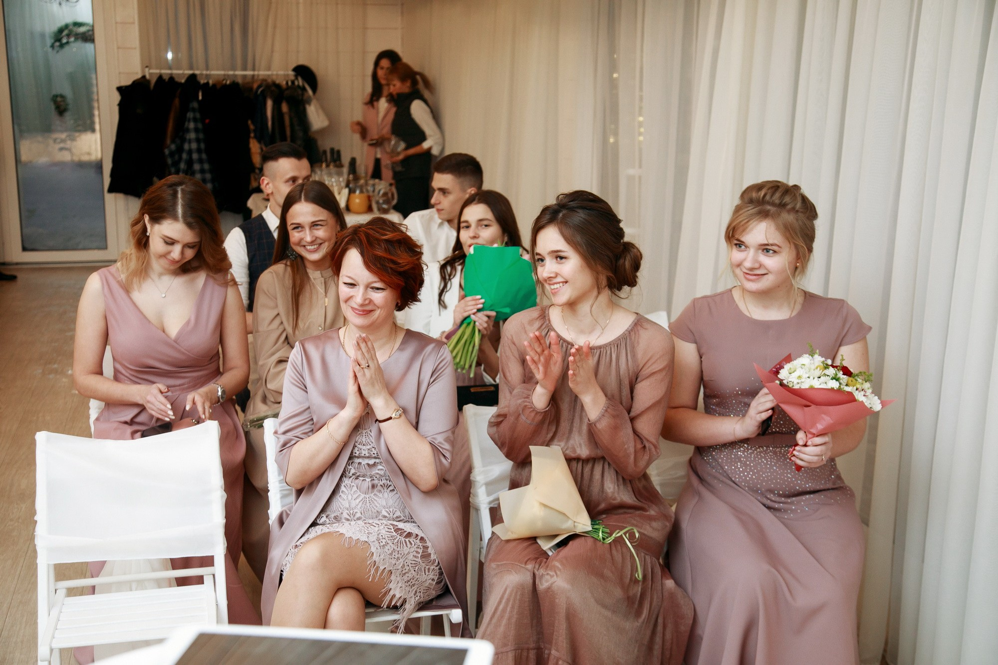 Свадьба с огоньком. Фотограф крещение венчание в Петербурге! Помогает подобрать храм и посоветовал душевного батюшку в СПб