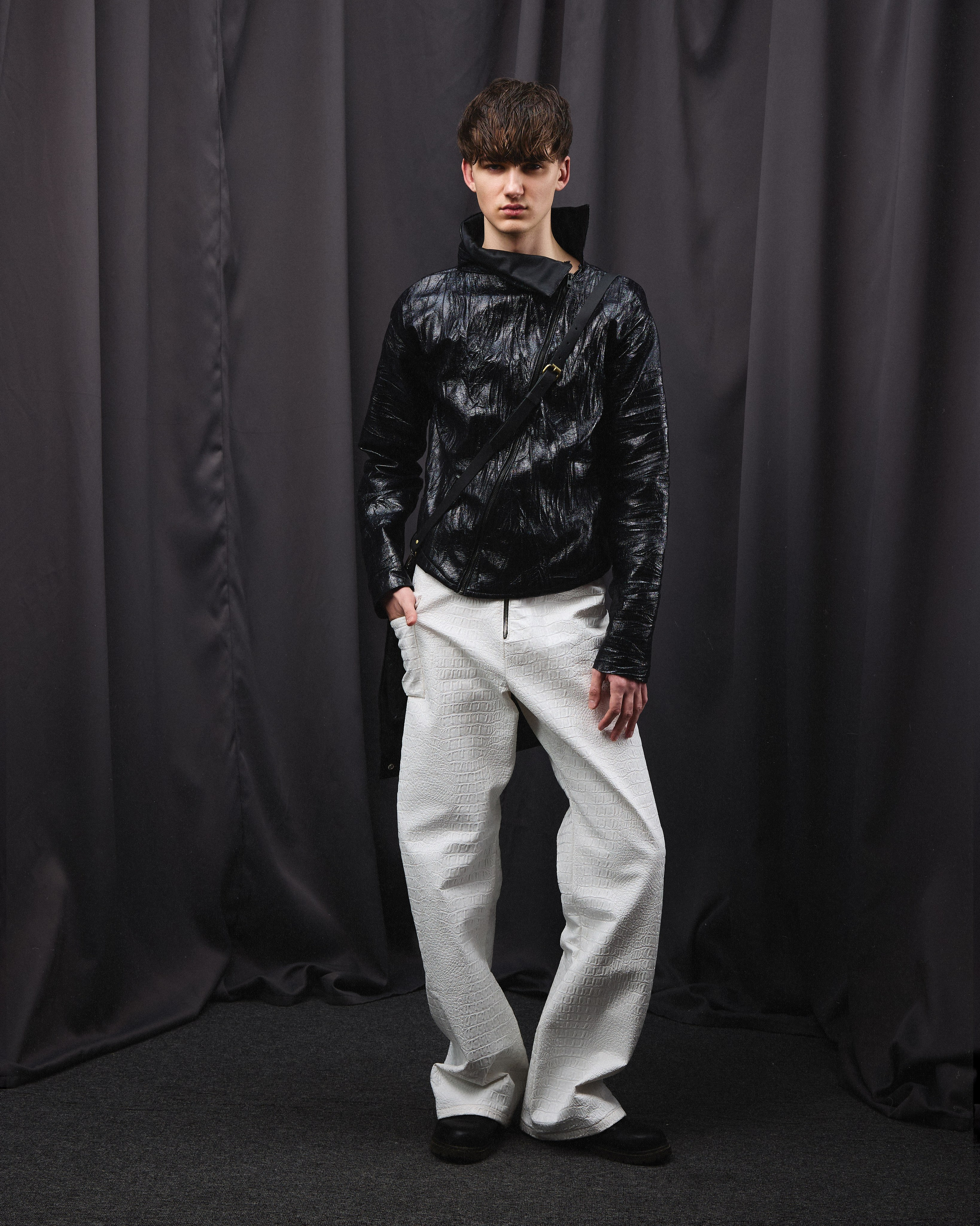 За минуту до показа / first episode. Gofman Roman — photographer