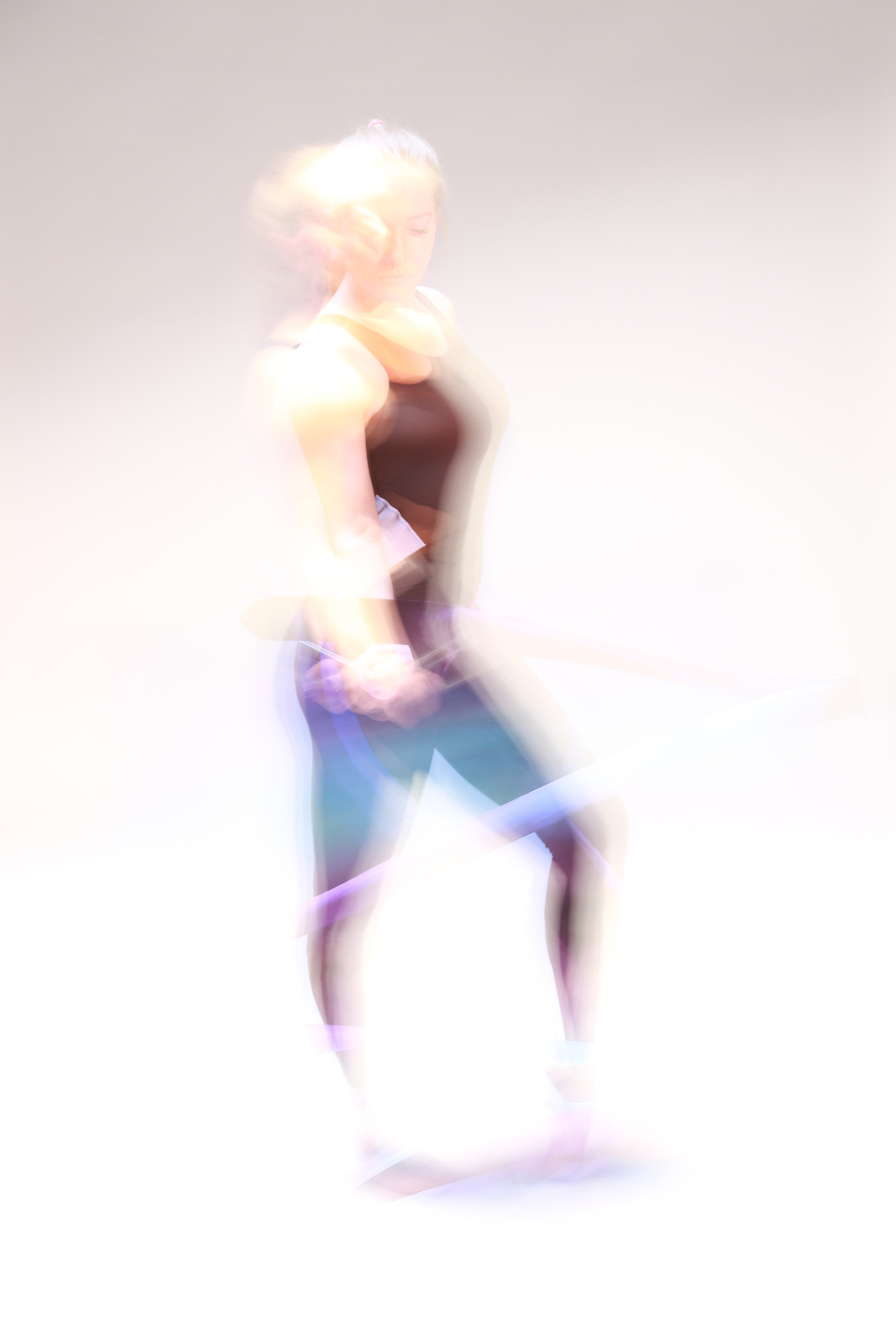 Елена с гимнастической лентой. Профессиональный фотограф Алена Александрова