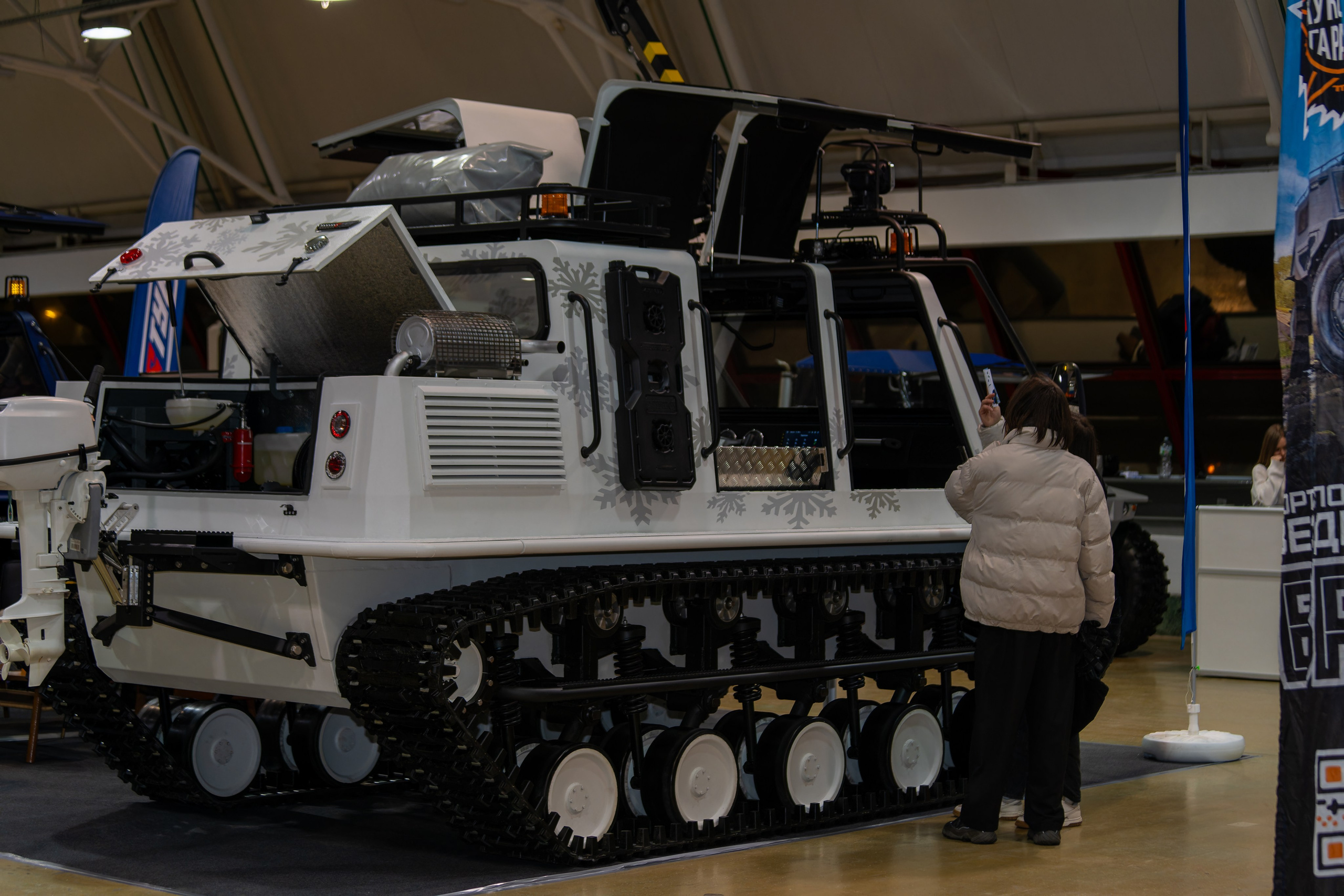 Прогулка по выставке Поехали 2023. «Студия DRONAVT`s» — видеосъёмка и фотография г. Москва