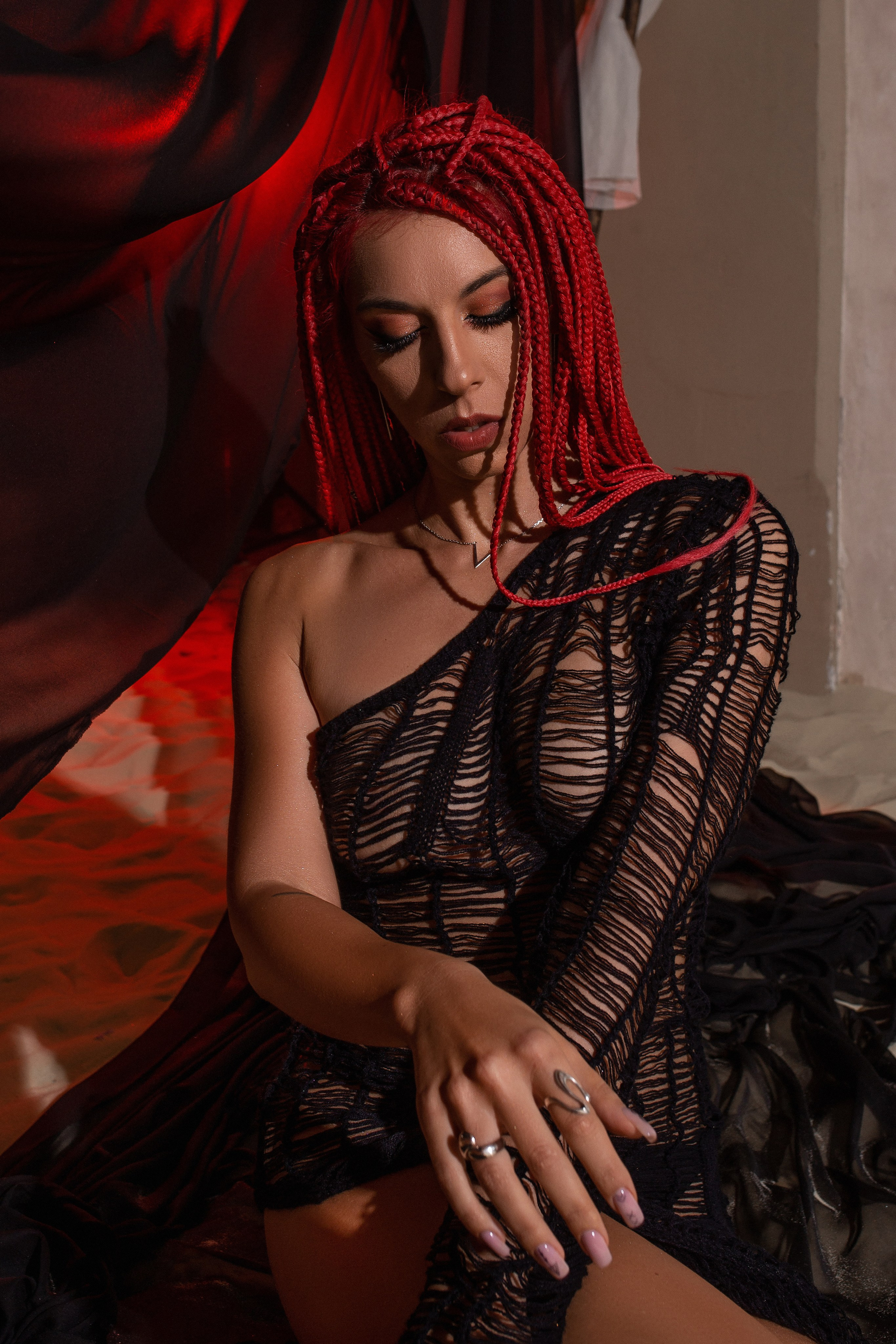 Anna Grin for MAXIM. Фотограф Дарья Воскресенская в Москве