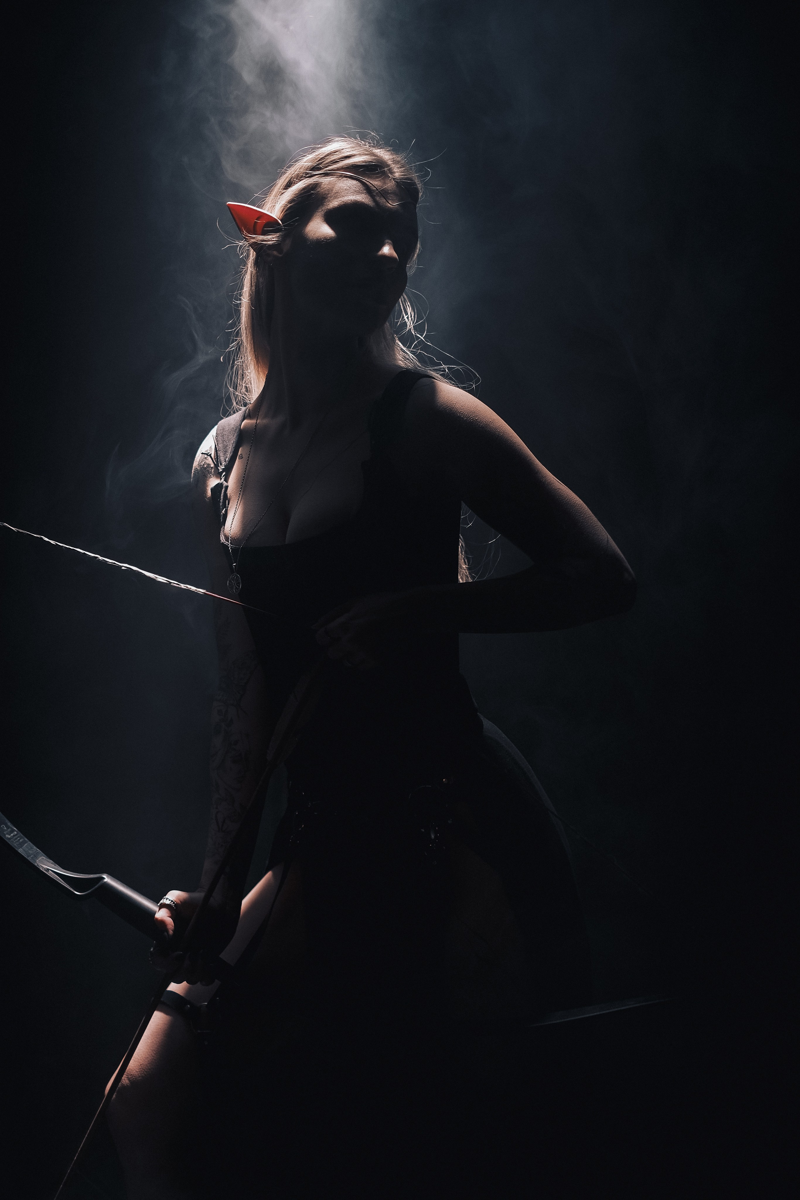 Фотосессия с мечом в стиле Castle core