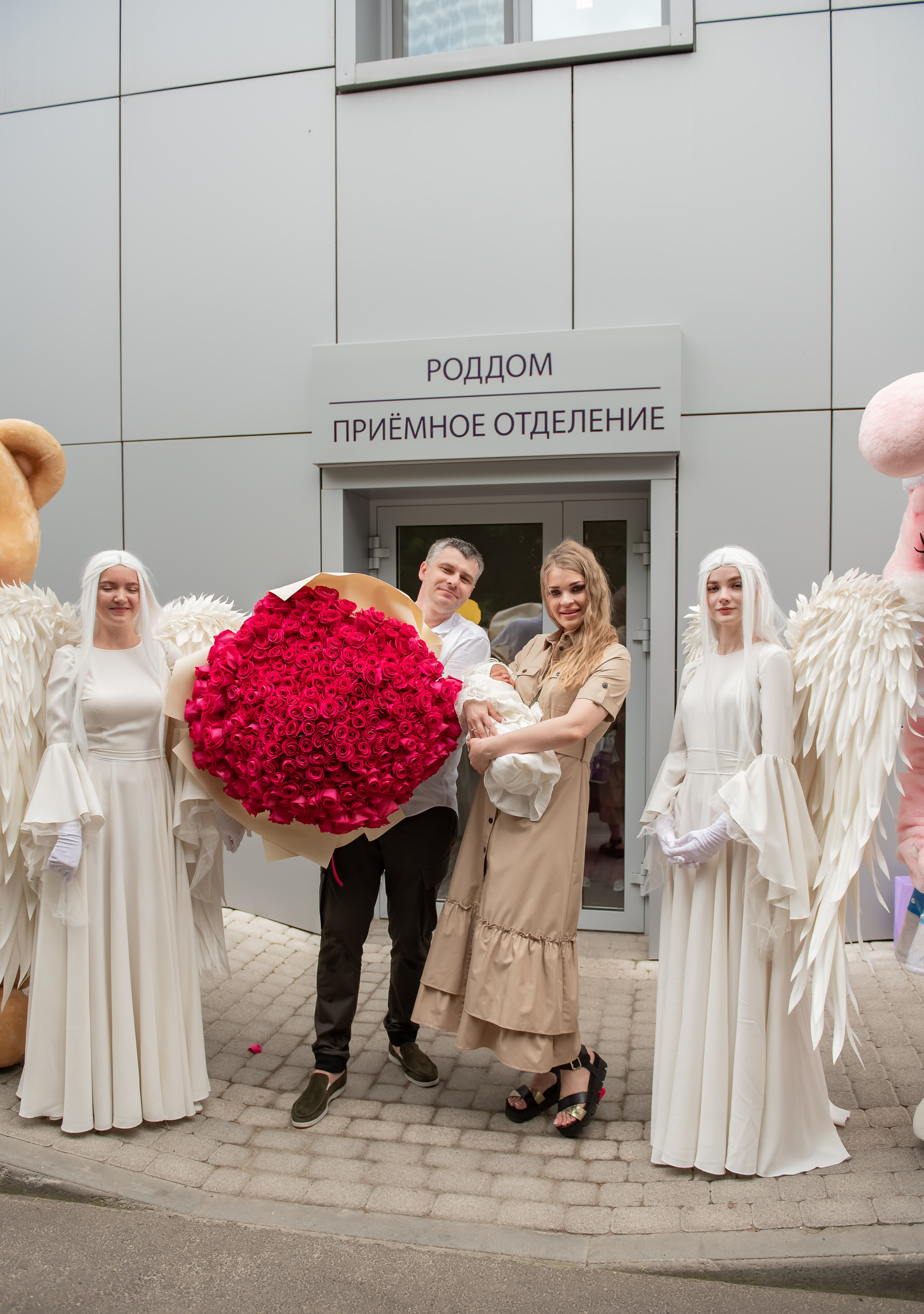 В первый путь: из роддома домой! Юлия + Роман = Филат. Семейный и детский фотограф в Краснодарском крае Натали Фищенко