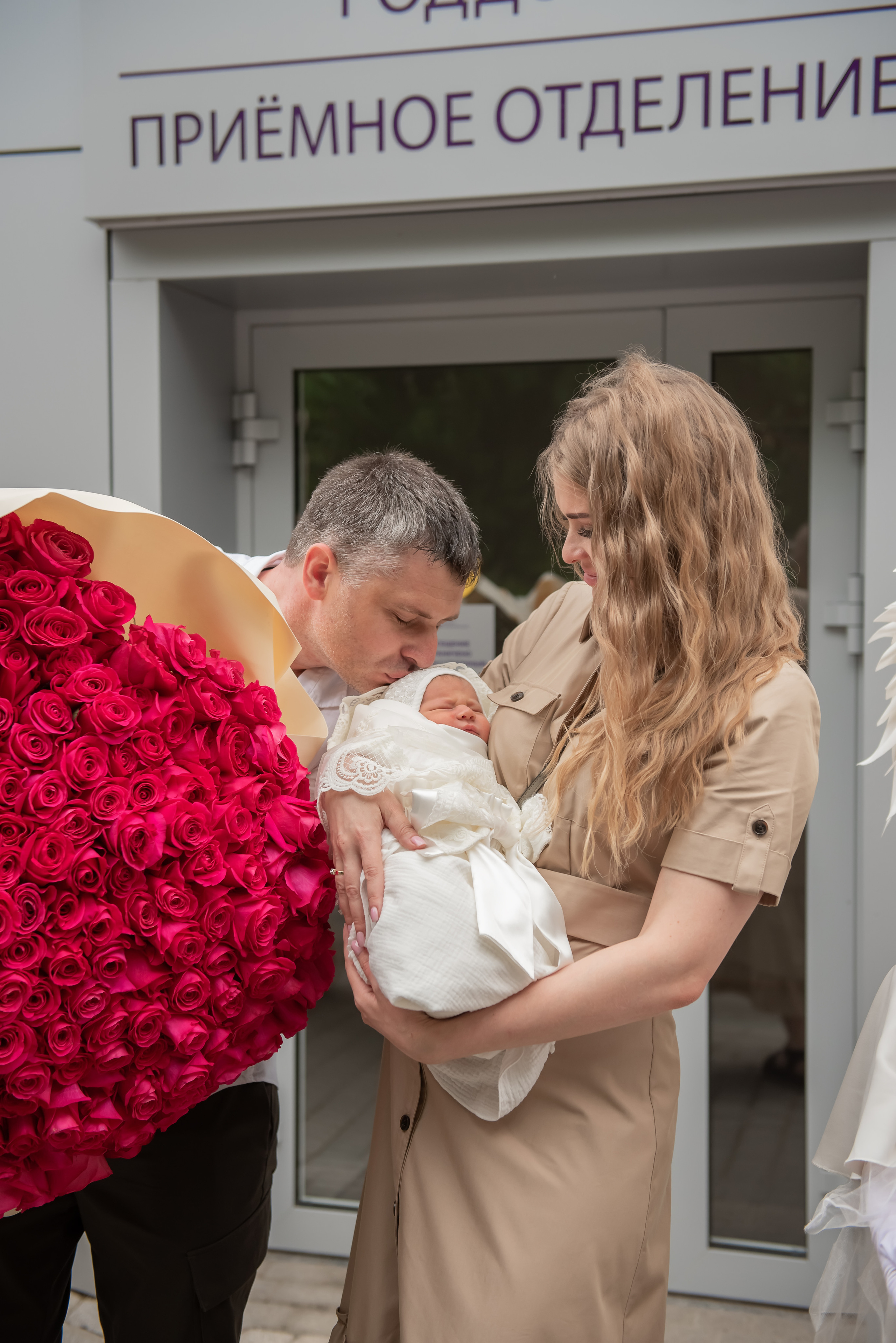 В первый путь: из роддома домой! Юлия + Роман = Филат. Семейный и детский фотограф в Краснодарском крае Натали Фищенко