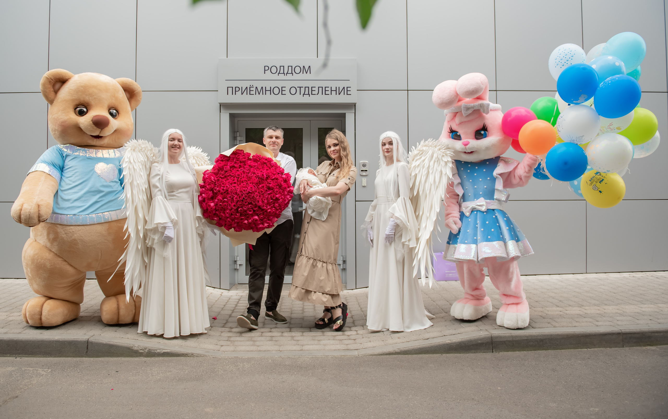 В первый путь: из роддома домой! Юлия + Роман = Филат. Семейный и детский фотограф в Краснодарском крае Натали Фищенко