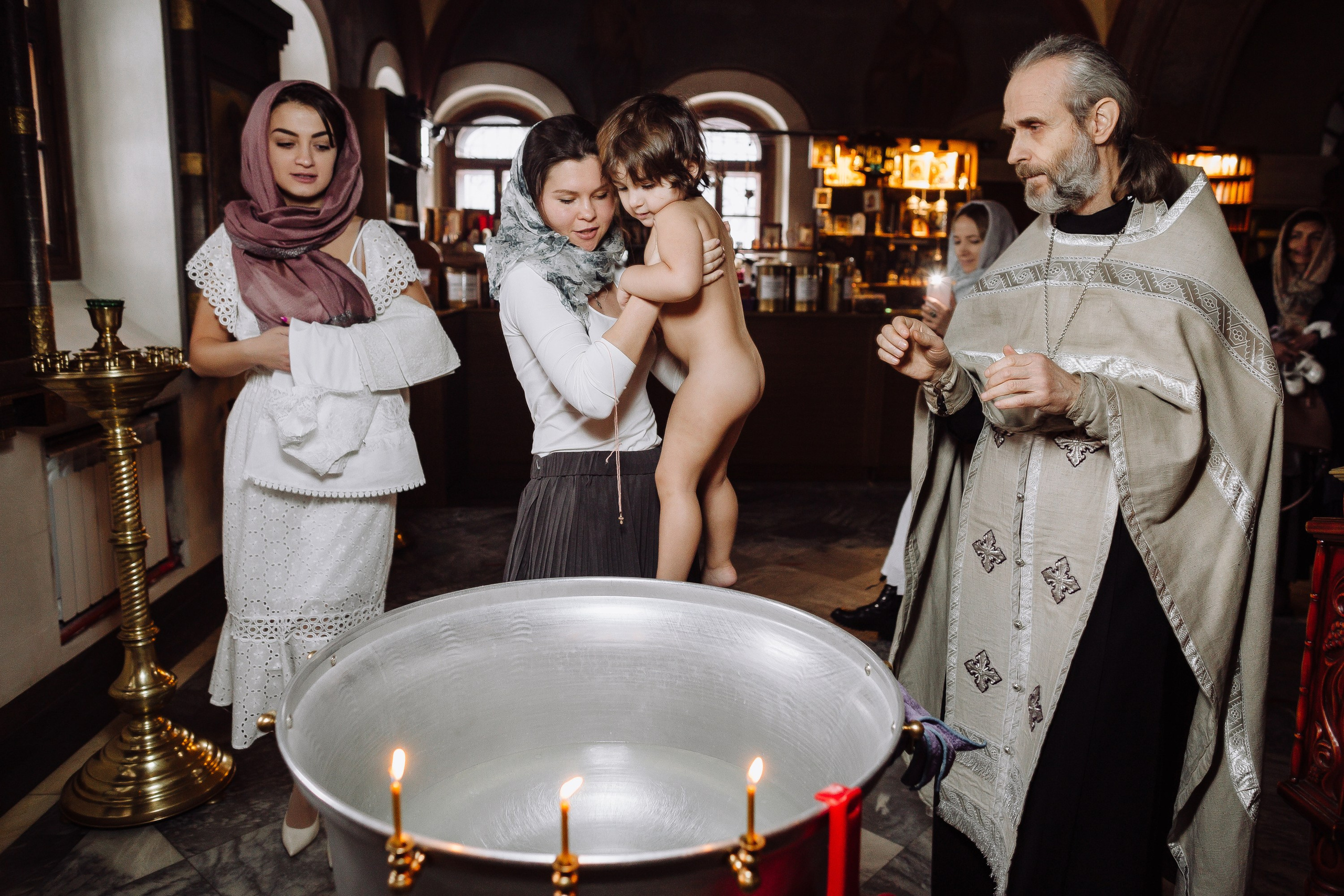 Крещение. Репортажный и свадебный фотограф в Москве Лена Таращенко