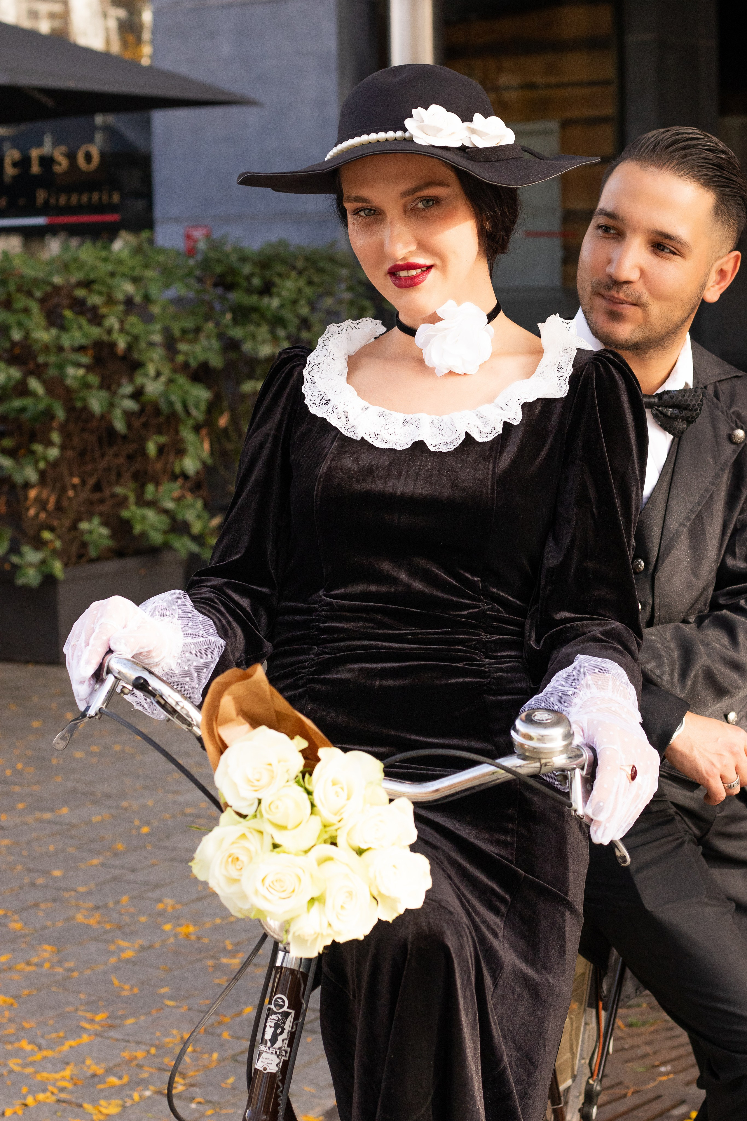 Retro love shoot. Family, Children and Business photographer in Belgium