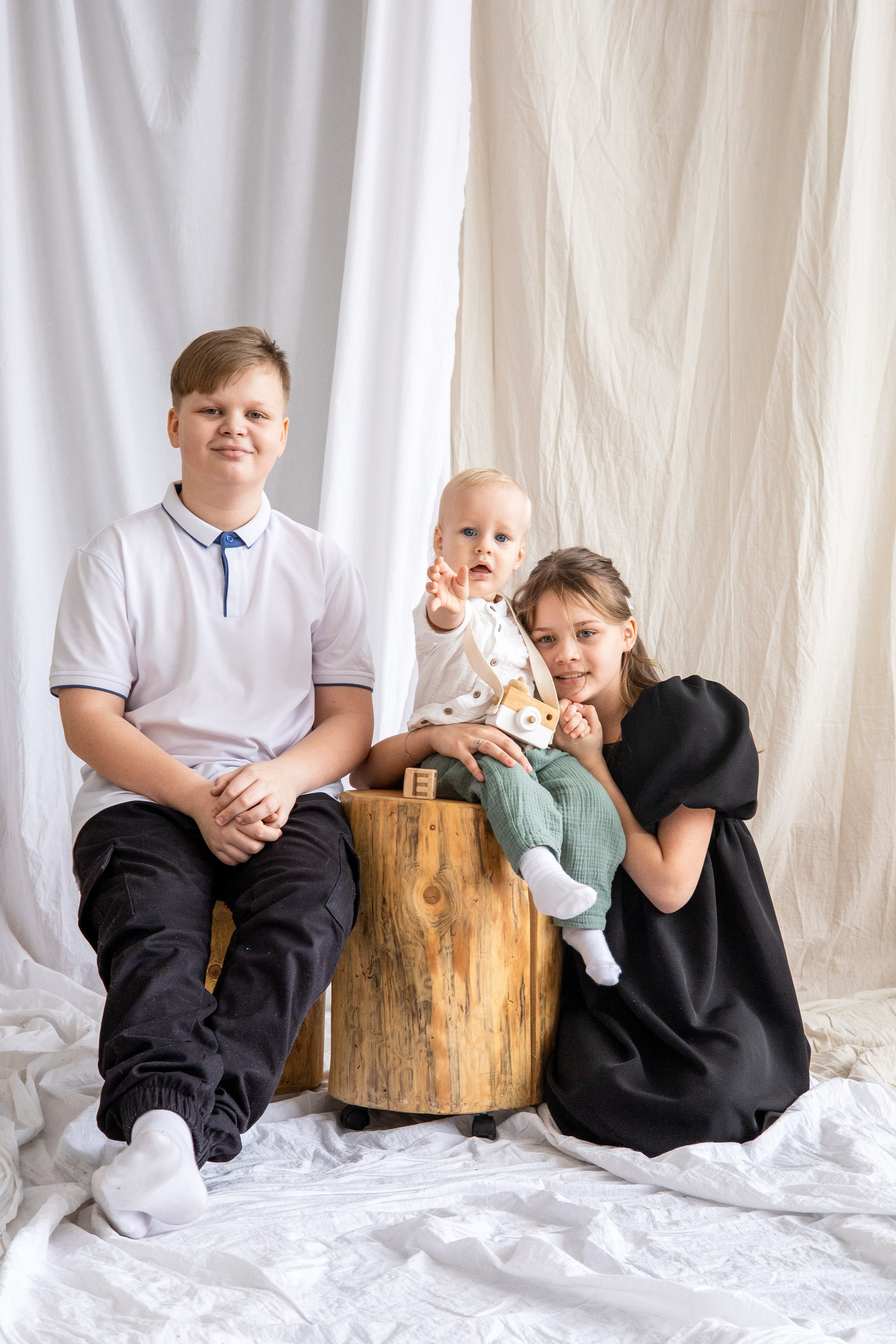 Елисею 1 годик. Настя Лекса. фотограф г. Красноярск