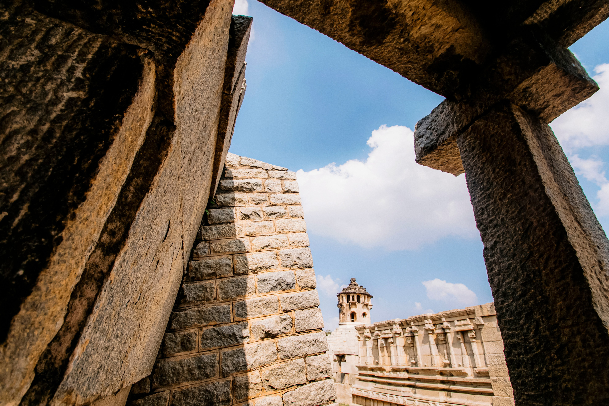 Хампи стрит фото. Iraogo