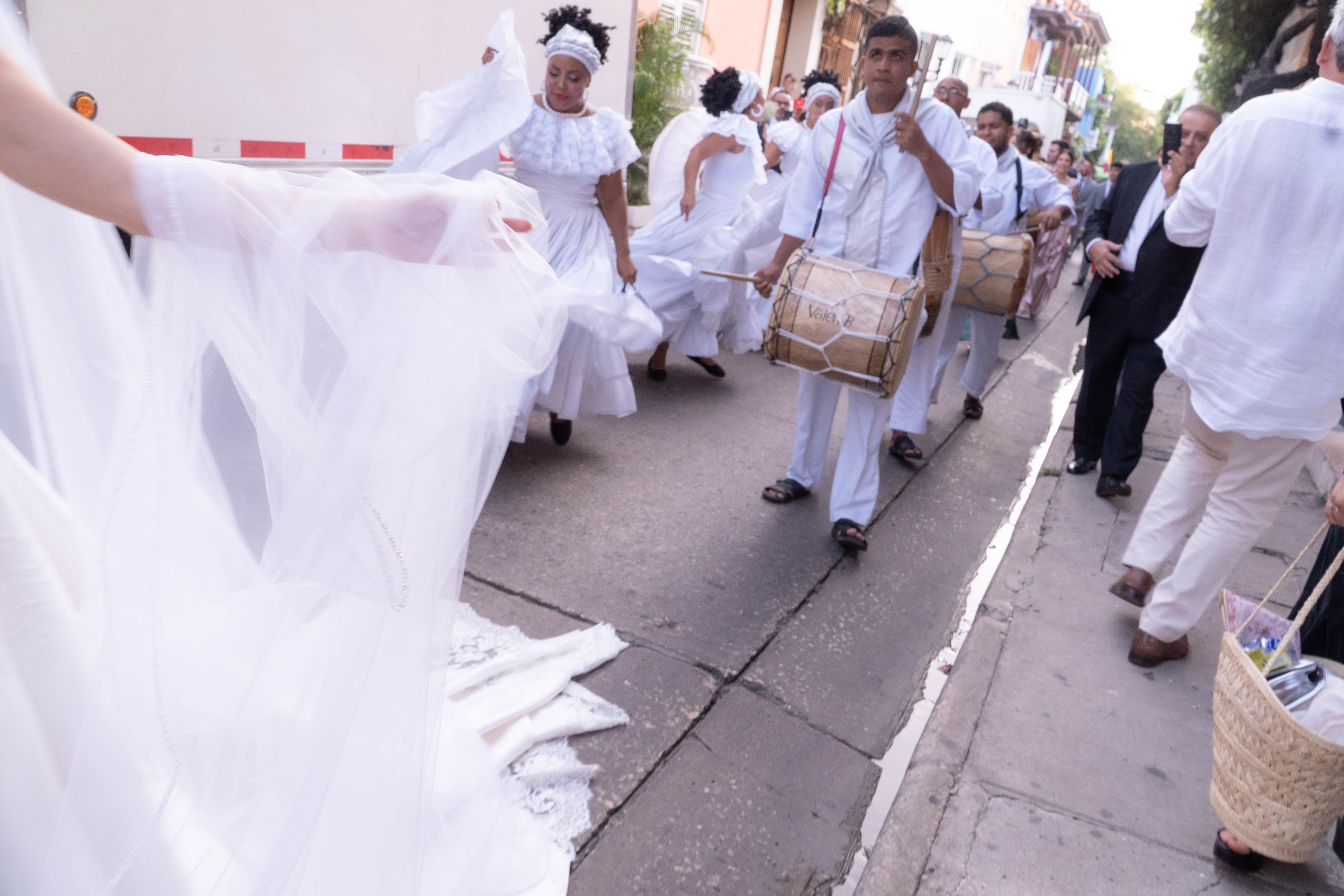 Catalina and Romain. Wedding Photographer in Barcelona and Medellin