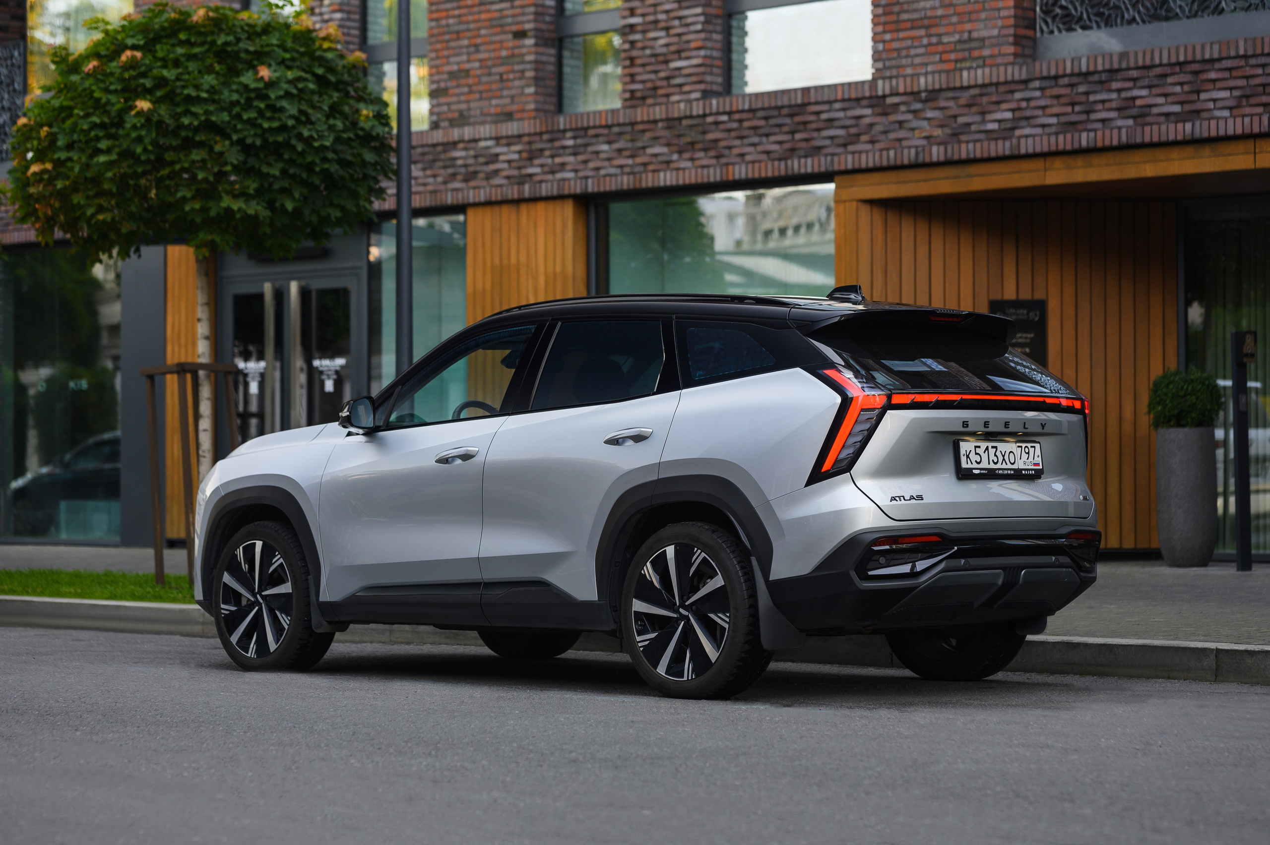 GEELY ATLAS. Semerlina.ru