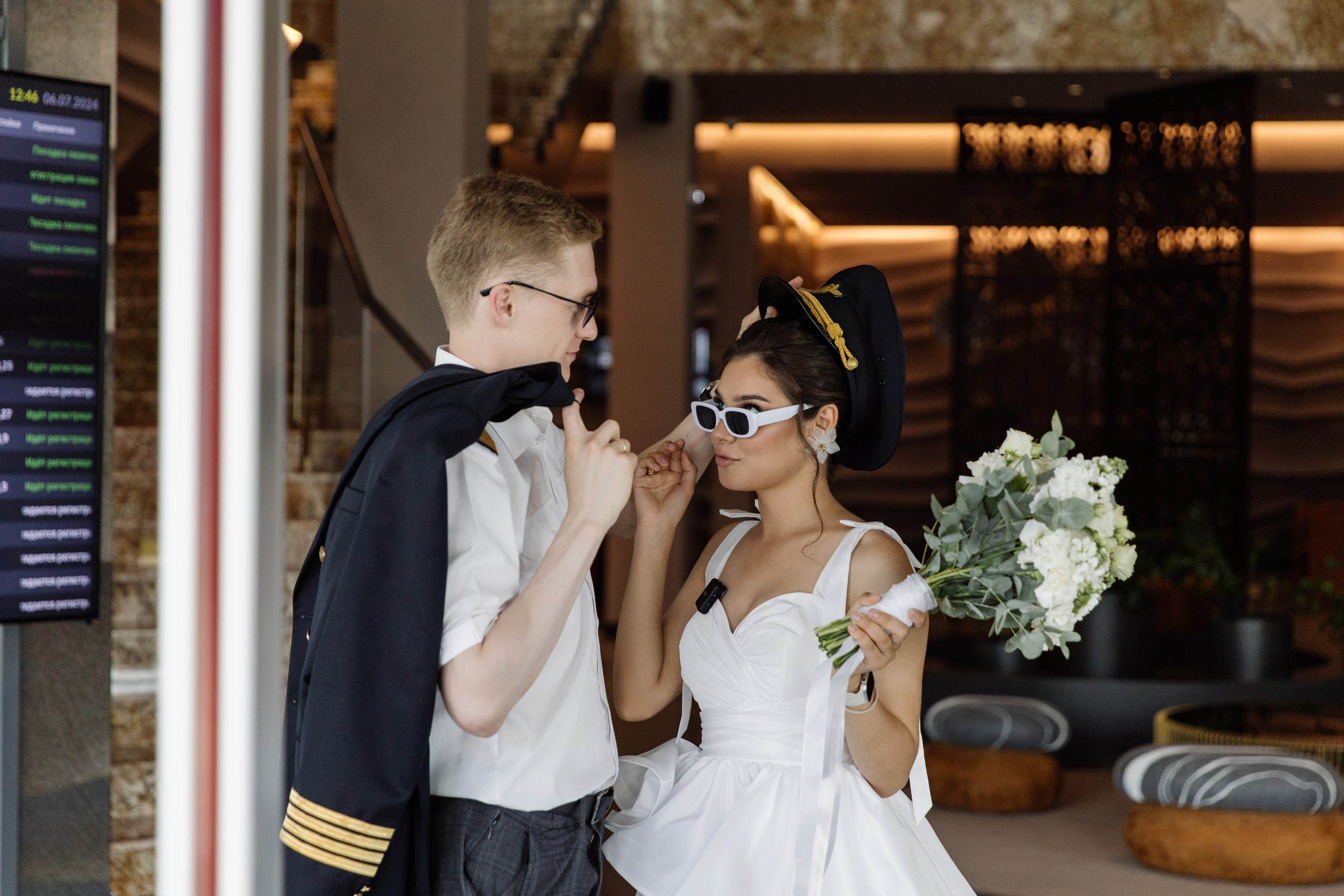 First of all, it's not the planes. Свадебный фотограф в Казани, РТ, РФ Миннуллин Динар