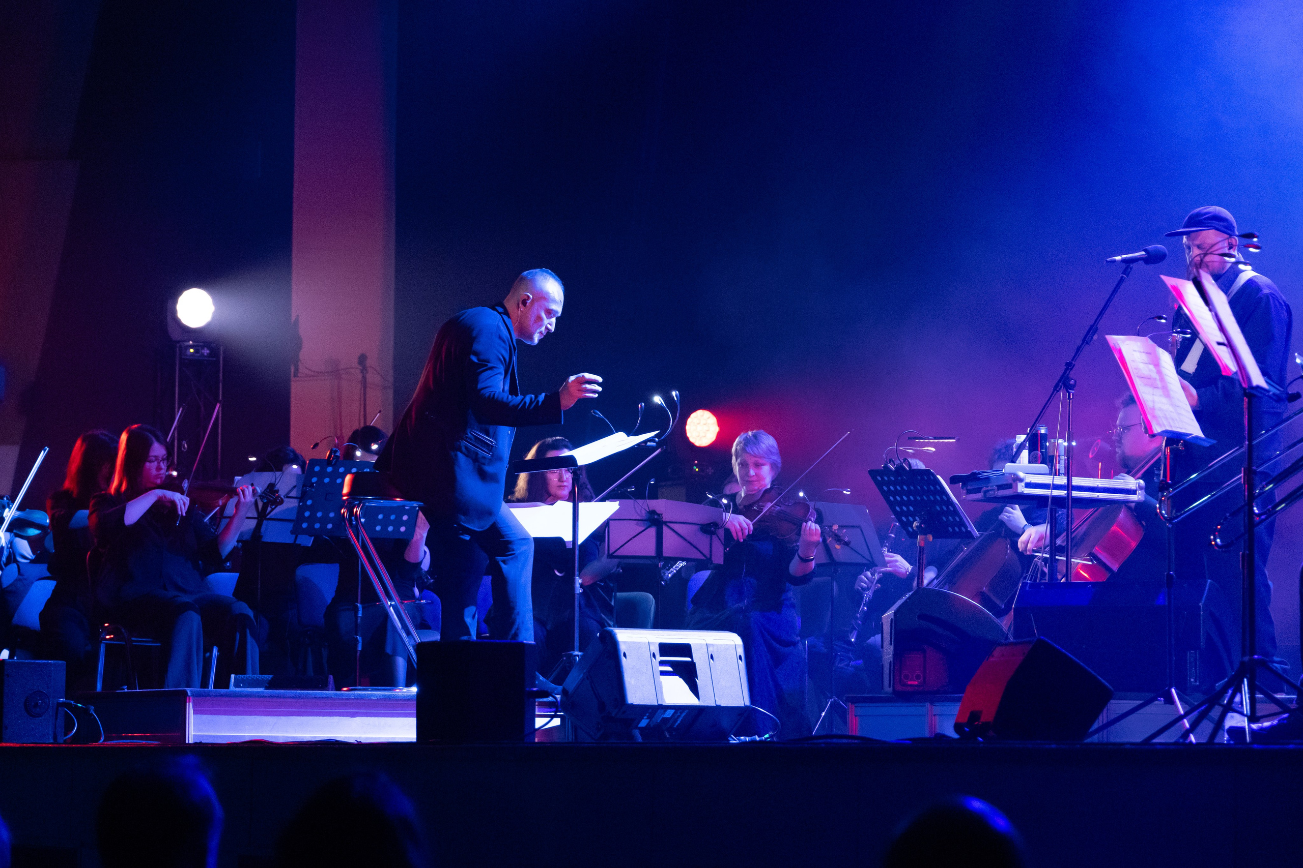 Сергей Бобунец КРАСНОЯРСК. Фотограф Красноярск съемки лавстори, фотосессия в студии, портретная съемка, творческие фотосессии