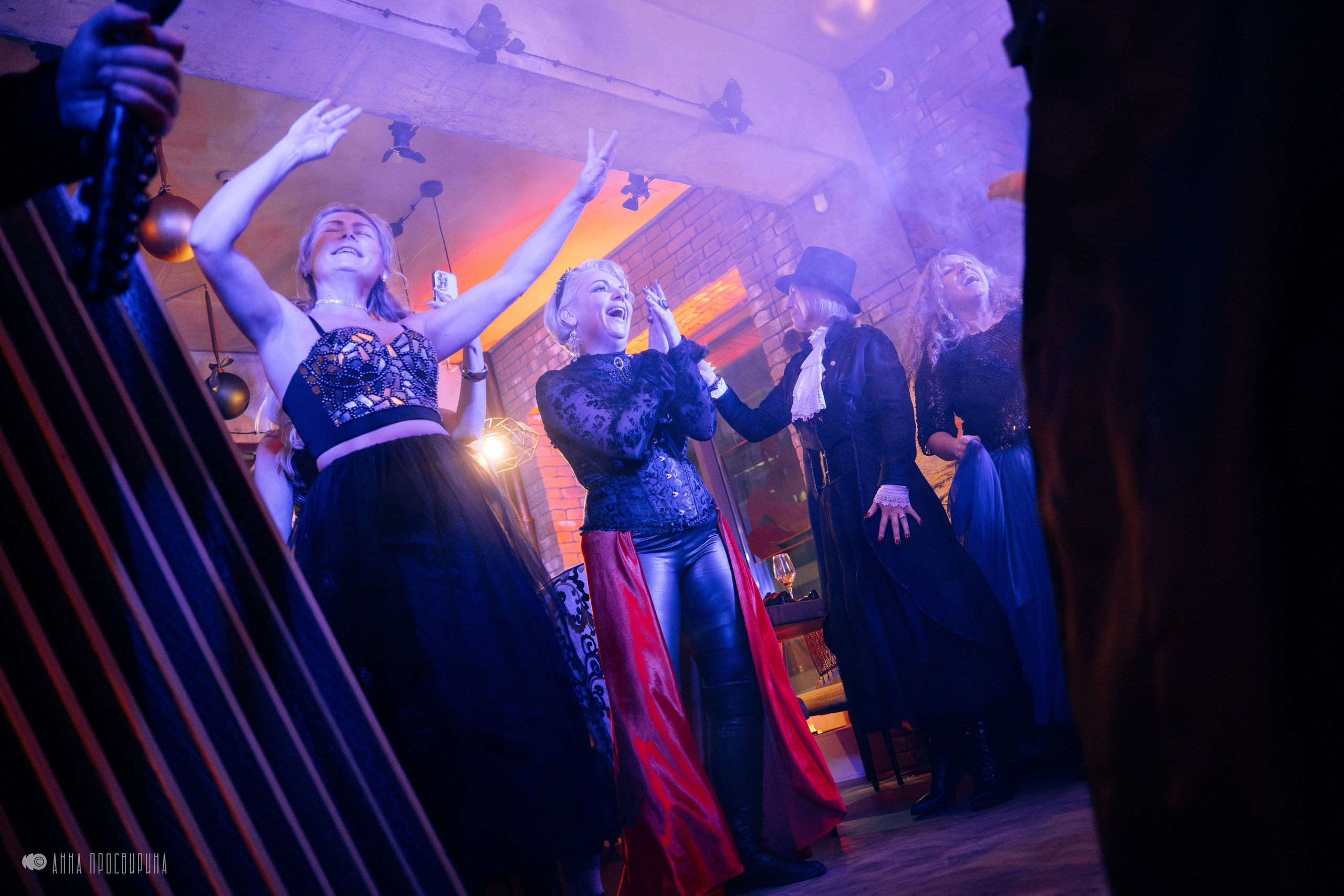 Новогодний корпоратив в вампирском стиле, ID Home. Ваш фотограф в Санкт-Петербурге Анна Просвирина