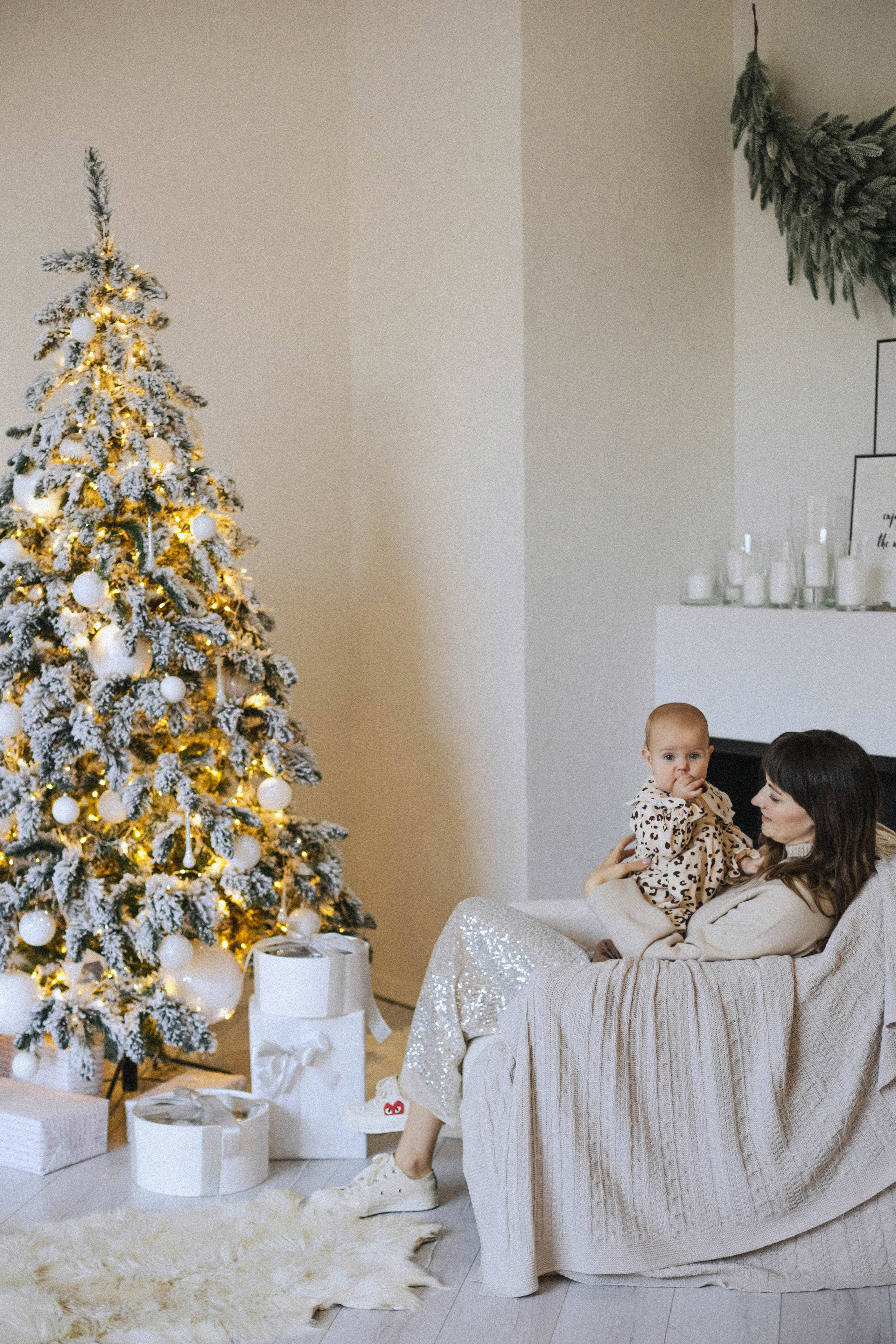 Нежность мамы. Портретный и свадебный фотограф в Астрахани Сабира Аубекерова