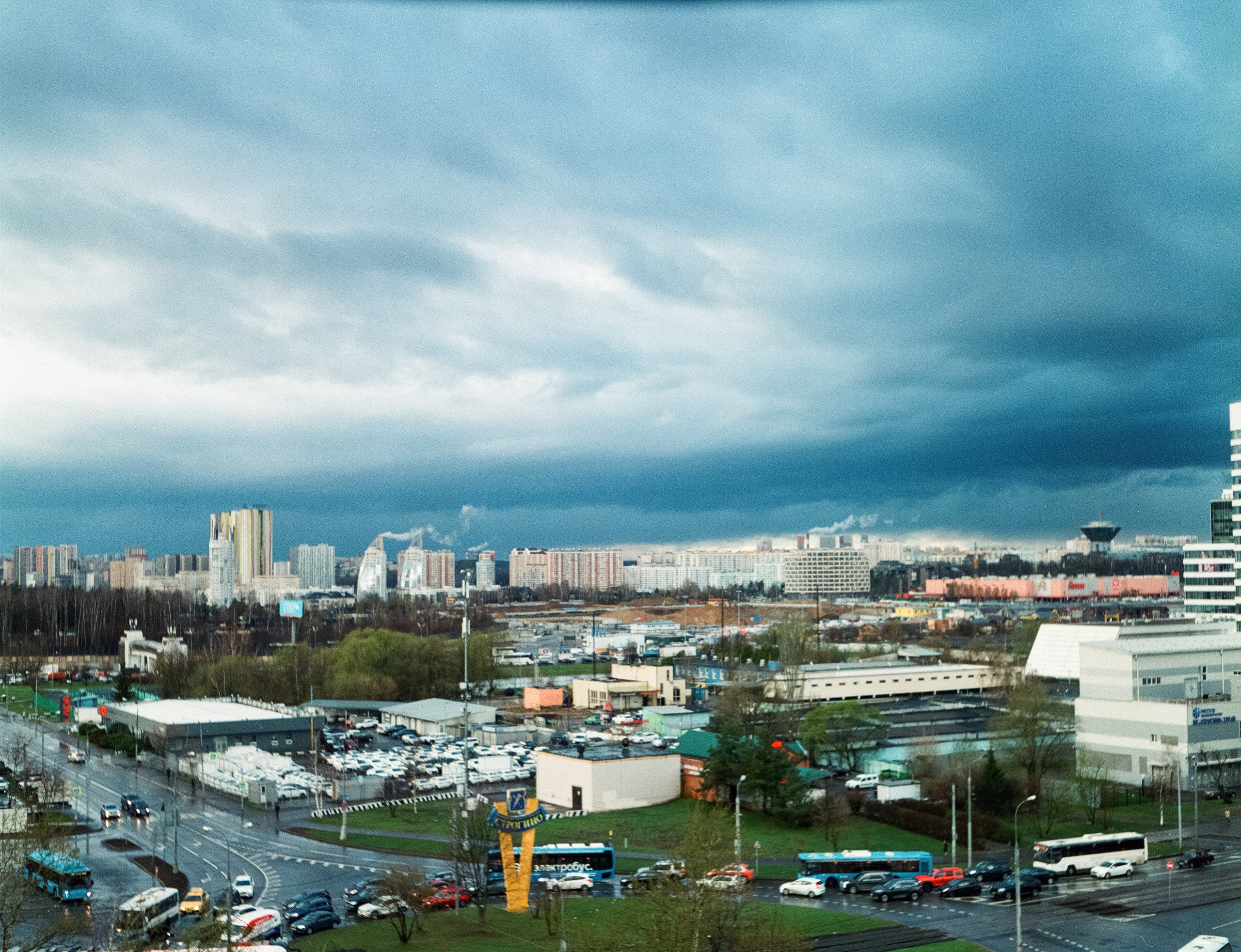 Благовещенский переулок, апрель 2024 года / Konica Pearl II