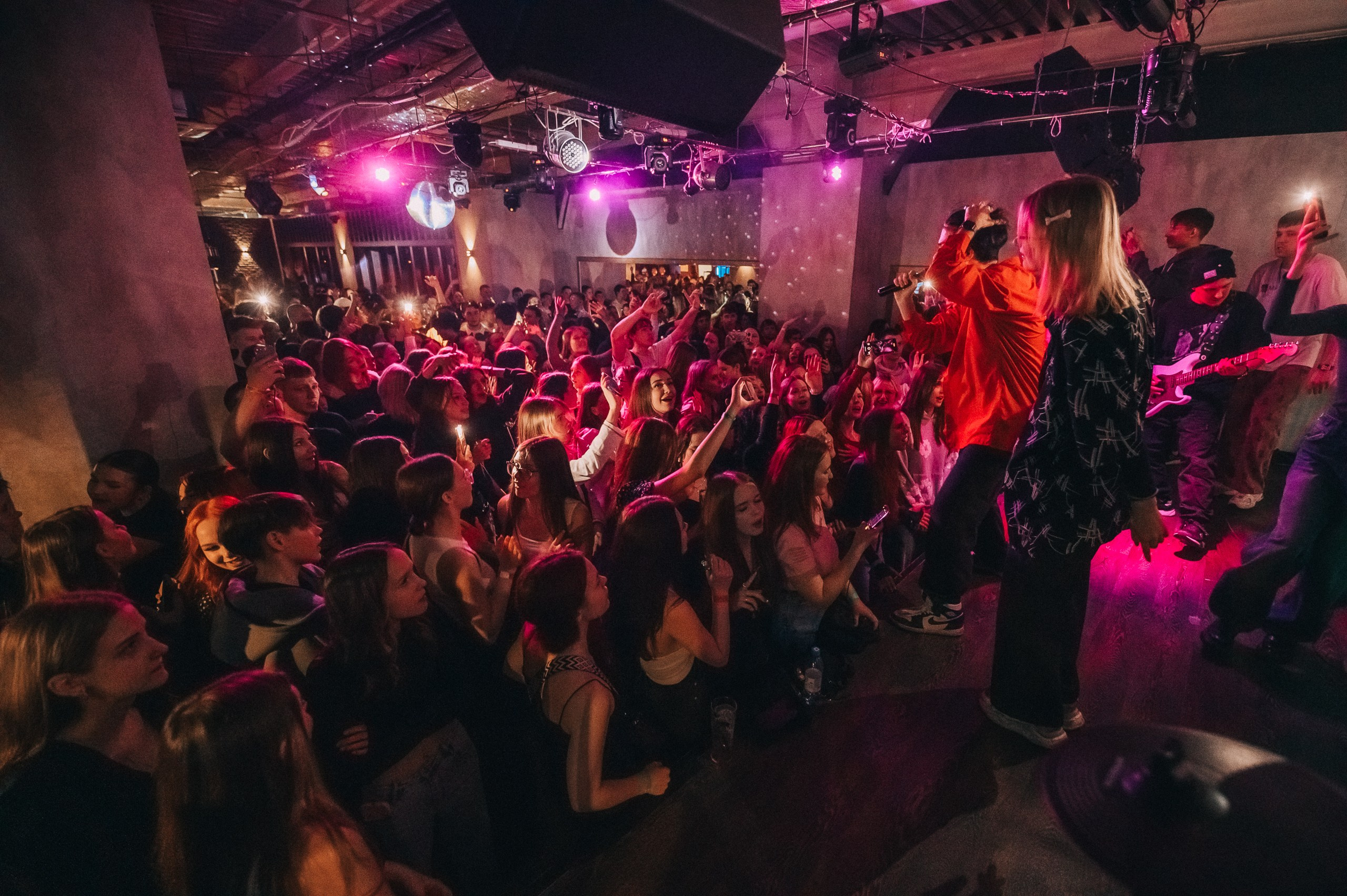 8 MARCH WOMENS DAY PARTY. Фотограф в Кемерово Владислав Шульц