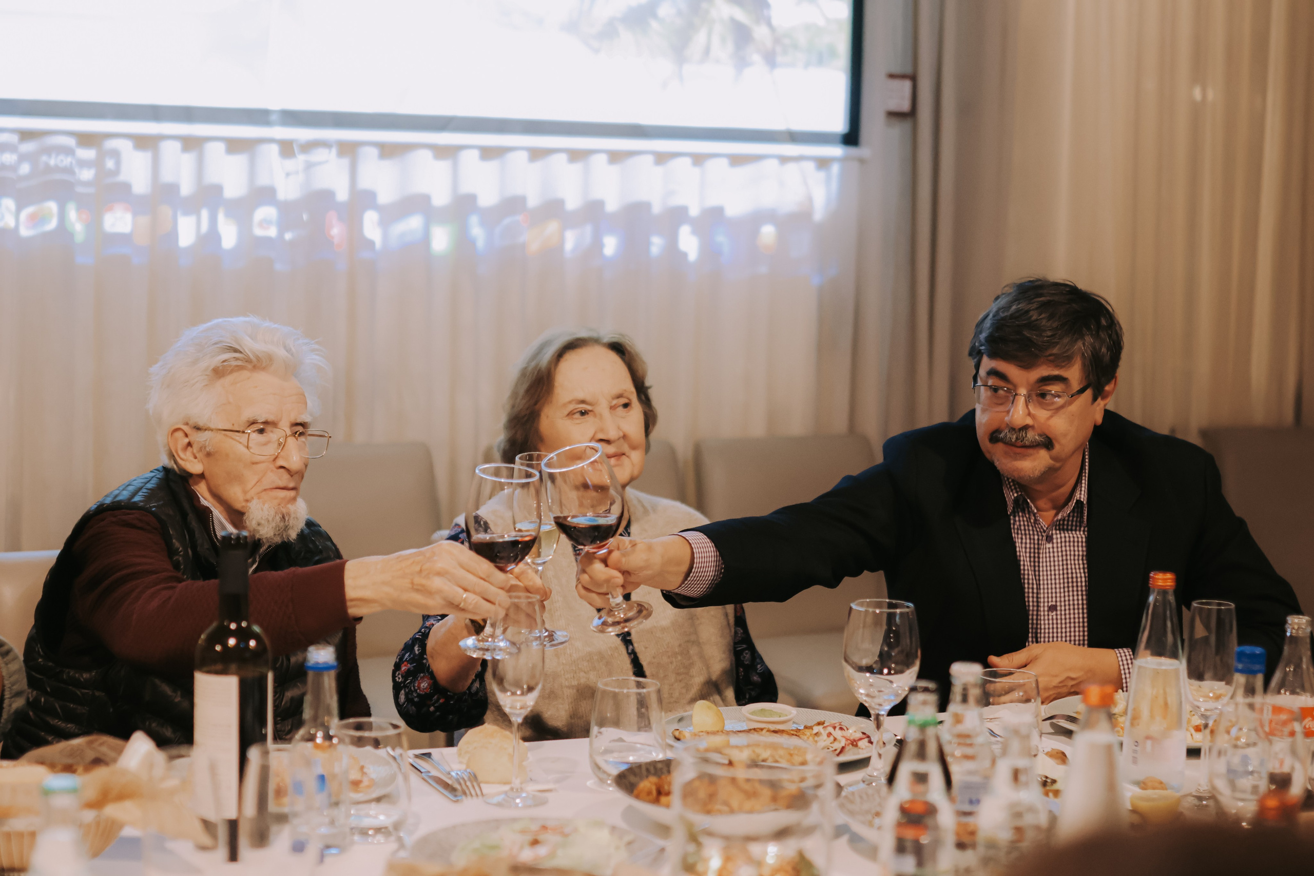 Engagement dinner, Bat Yam | December 2025. Photographer in Israel Alice Milchin