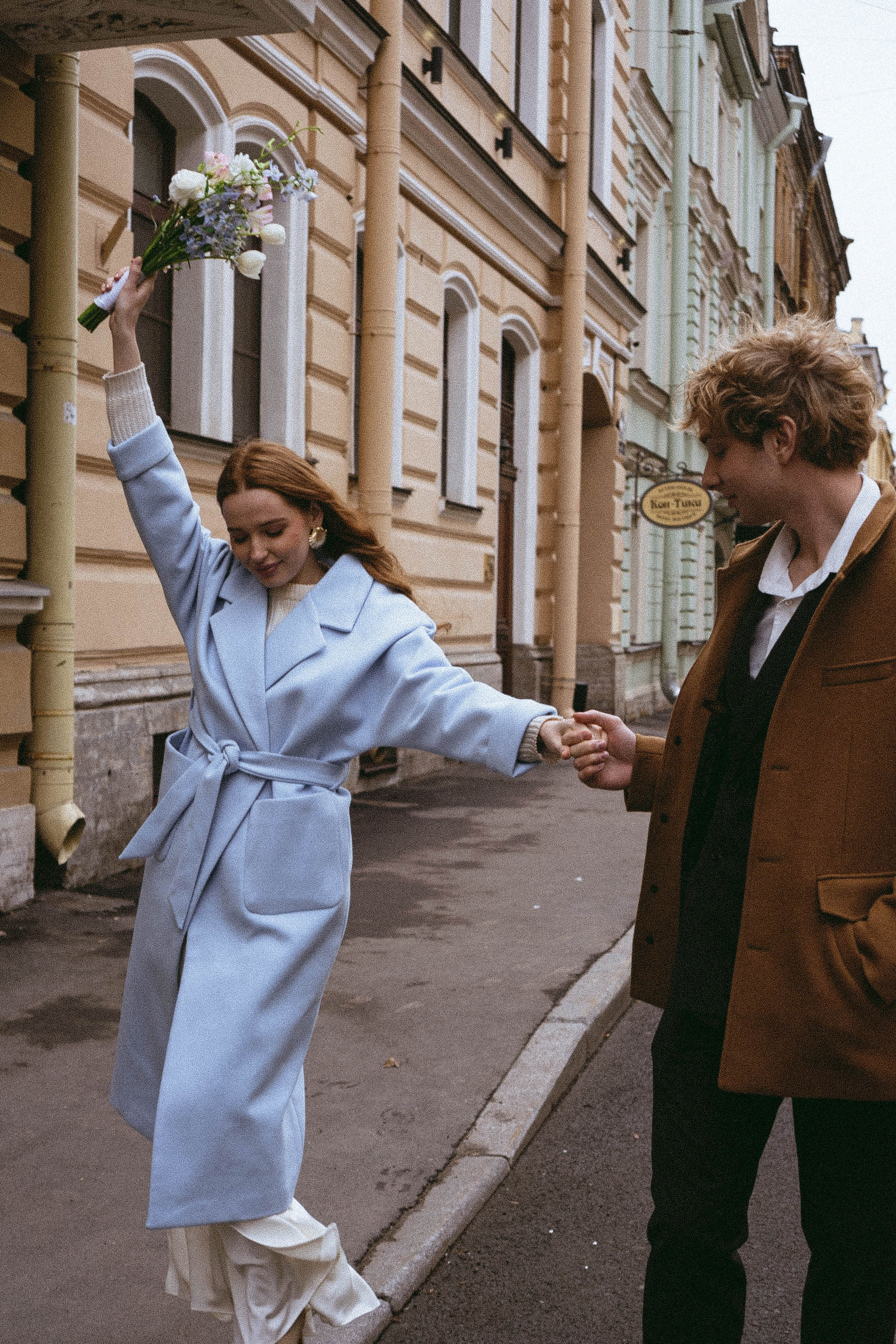 СВАДЕБНАЯ ПРОГУЛКА ПО ПЕТРОГРАДКЕ ВЕСНОЙ (ФОТОСЕССИИЯ ПАРЫ СВАДЕБНАЯ). Профессиональный фотограф, Санкт-Петербург — Виктория Богомолова