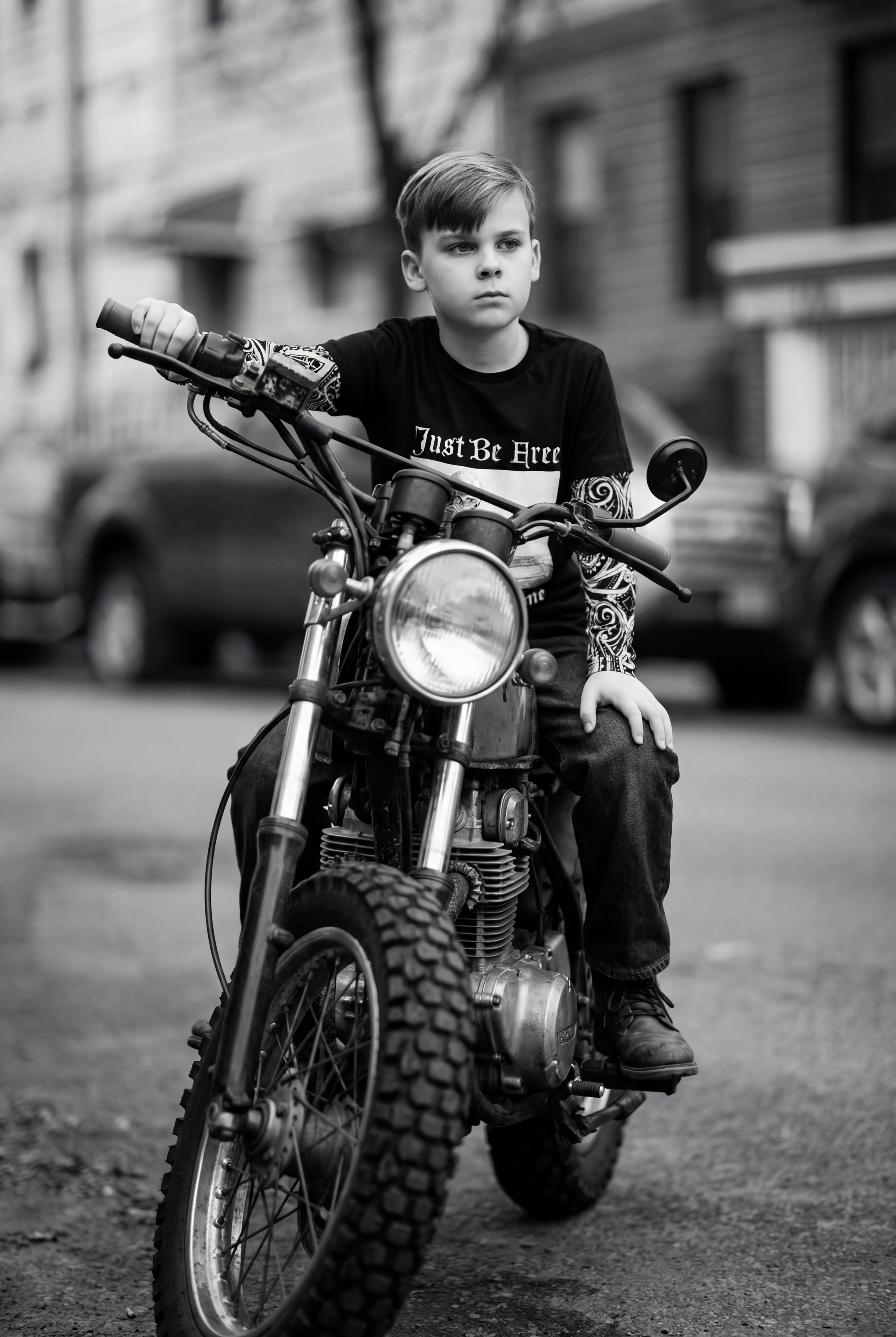 Фотосессия ИИ для продающего контента, который поможет вам выделиться и увеличить продажи.и вашему бизнесу