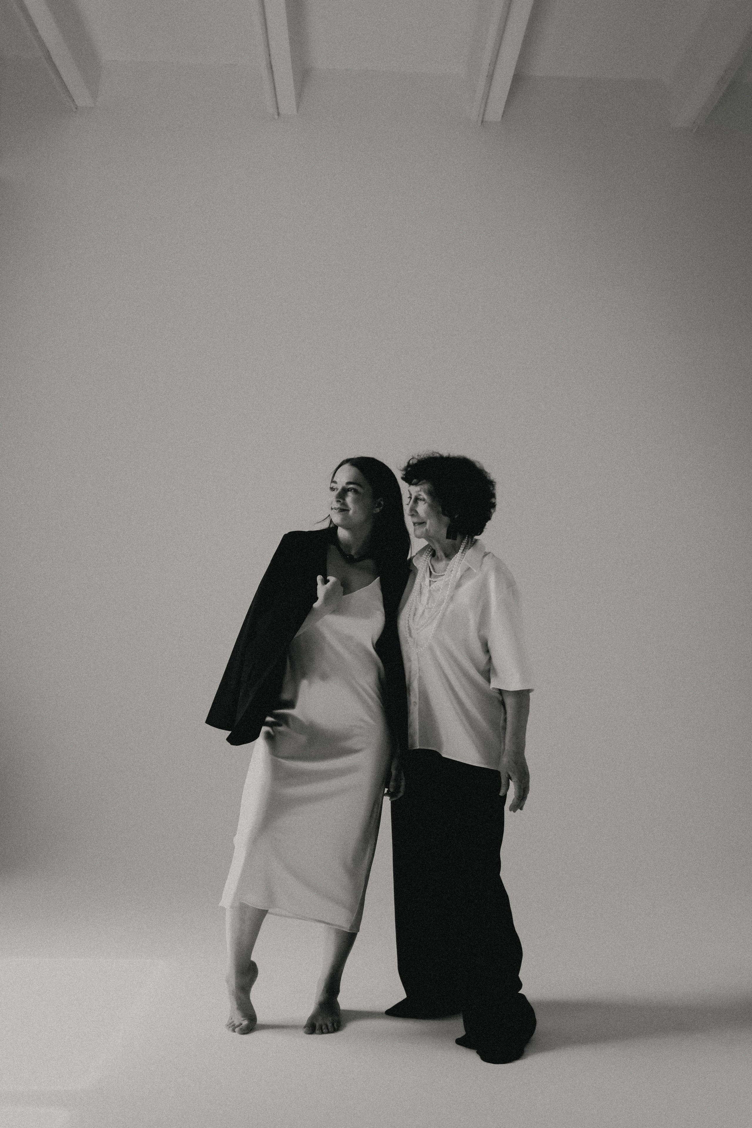 Рита и ее бабушка. Фотограф Блинова Арина | Санк-Петербург