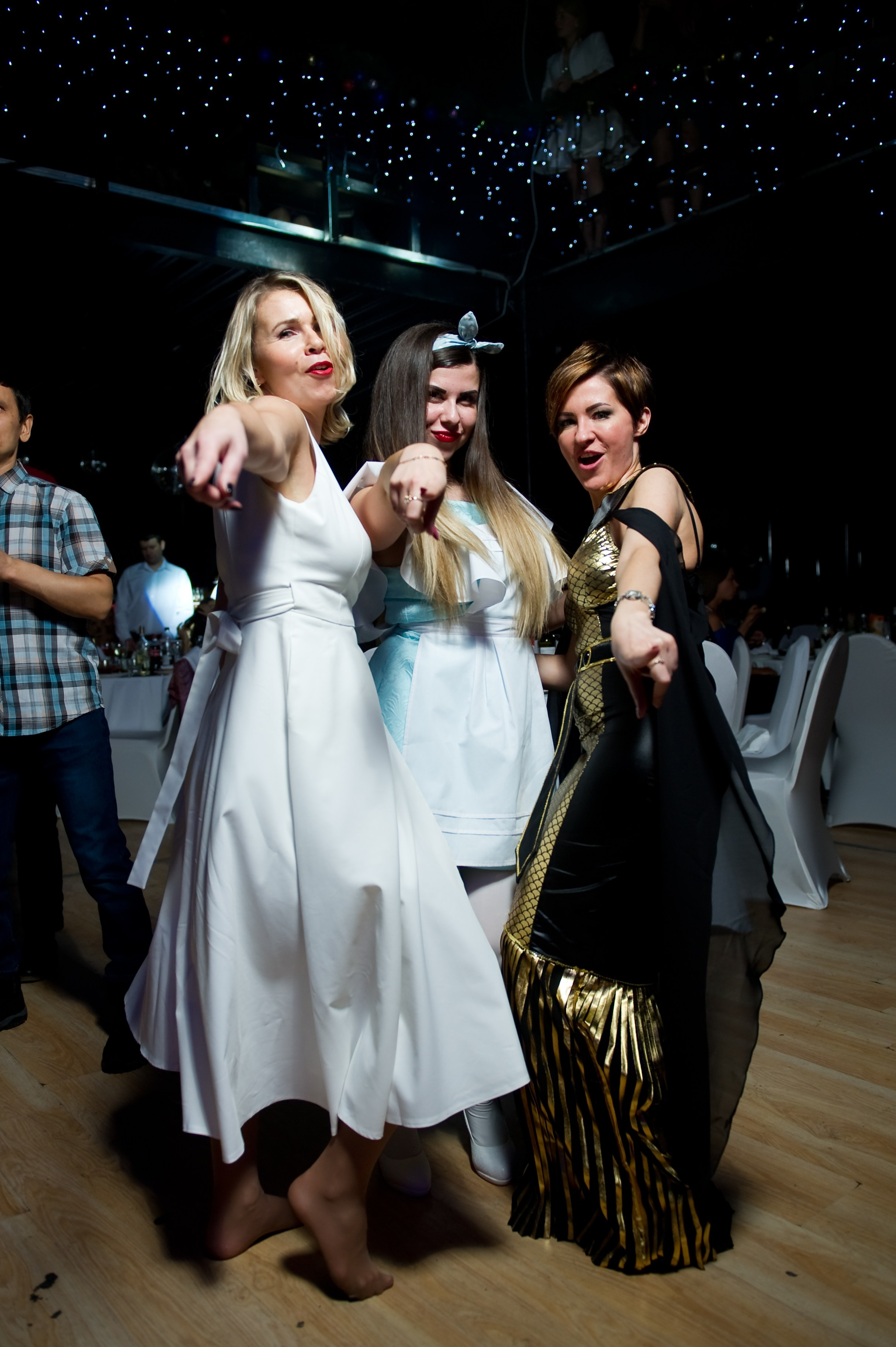 Новогодний корпоратив Summit. Репортажный фотограф и видеограф Слава Думчев. Тимбилдинги, отчетники, корпоративы