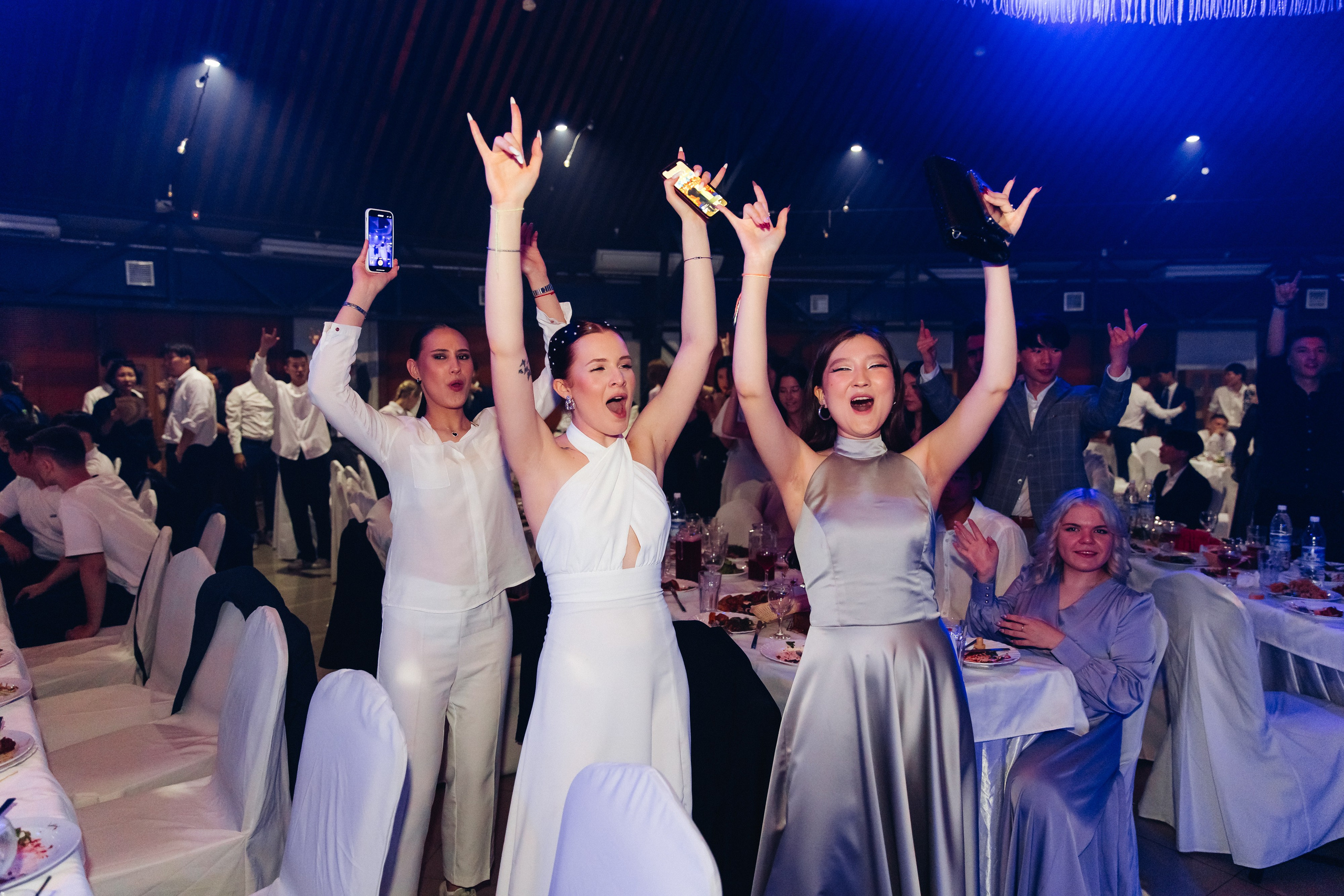 Выпускной вечер. 49 школа. Баран на корове. Свадебный и семейный фотограф в Улан-Удэ