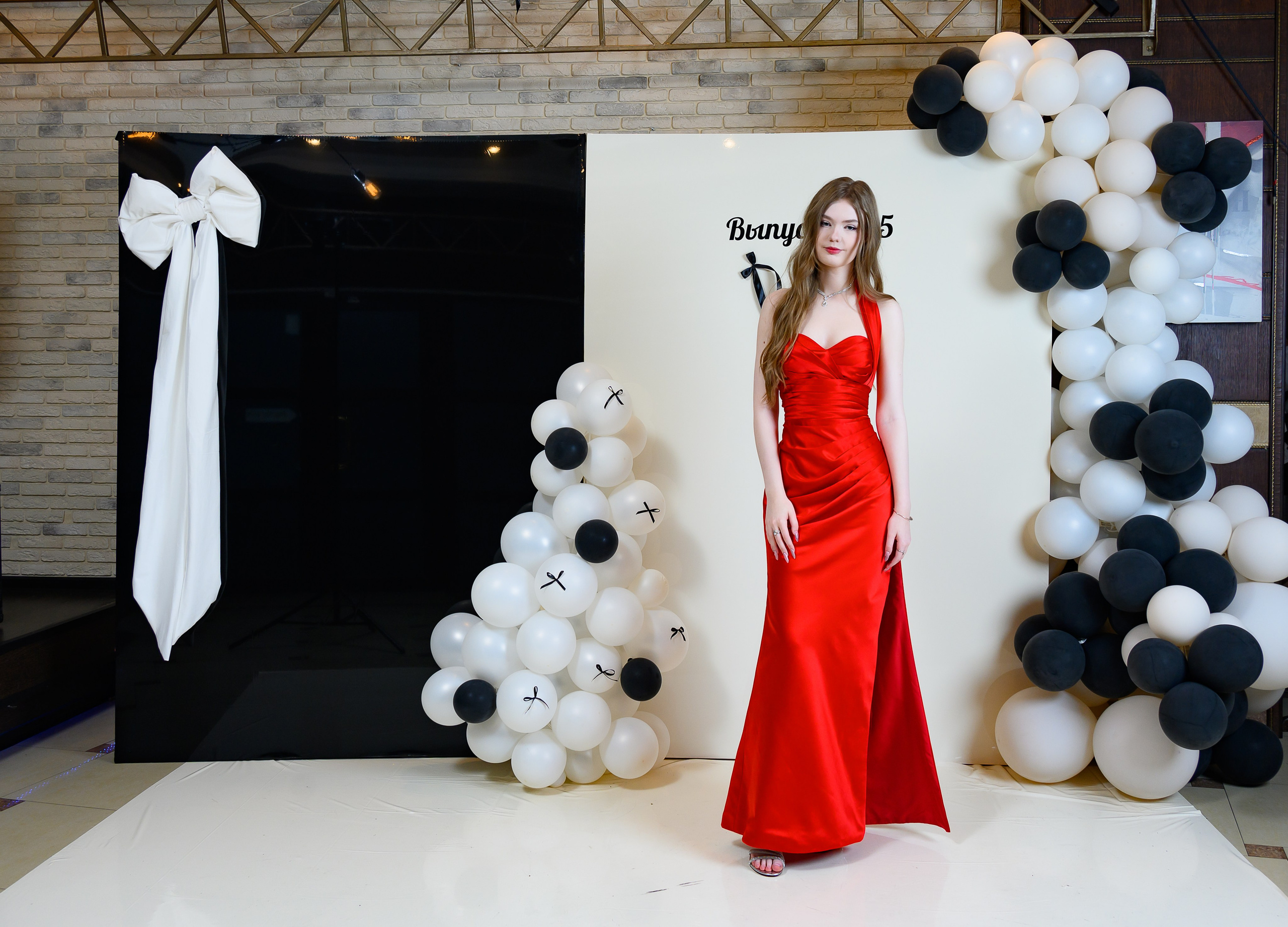 Выпускной 2025 11 кл. Семейный и детский фотограф в Новороссийске Лебедева Елена