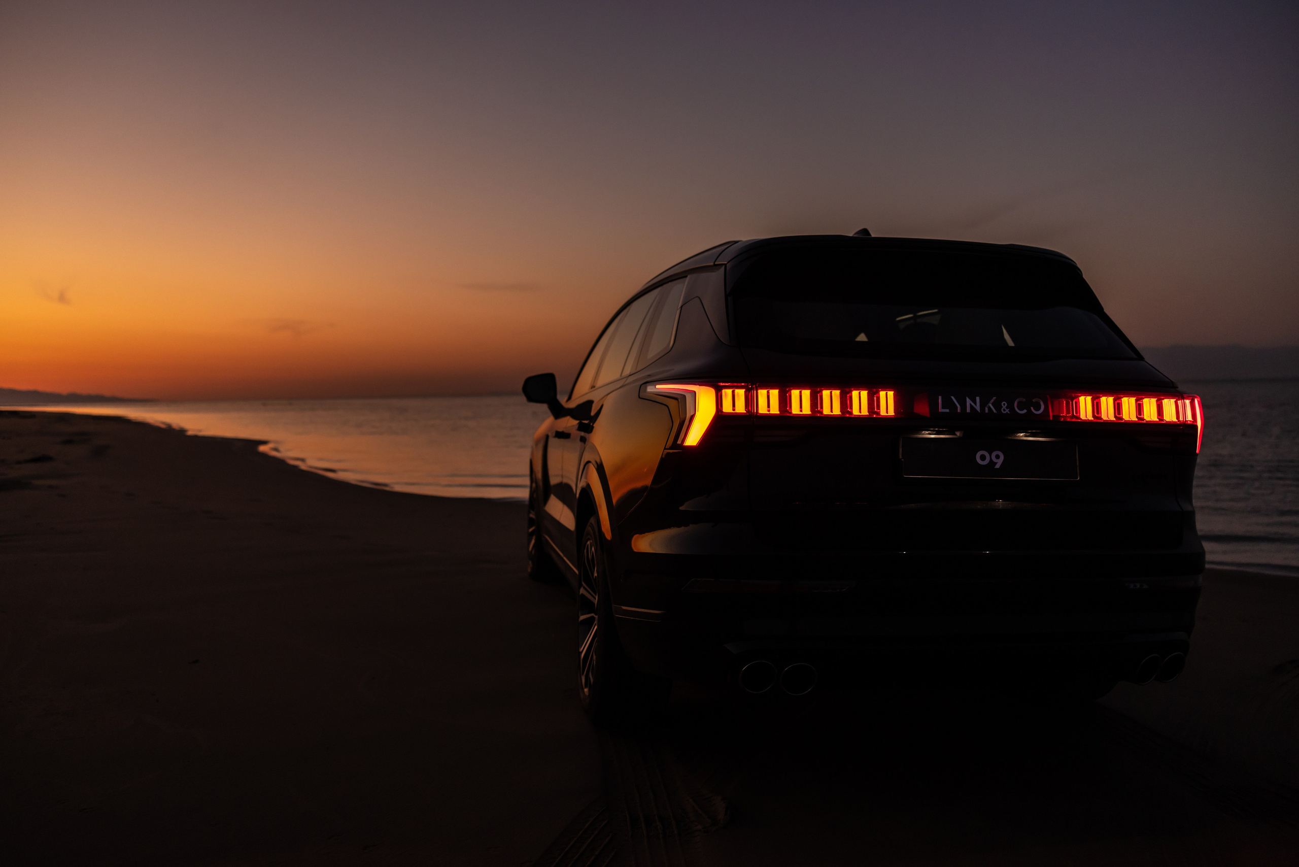 Тест-драйв LYNK & CO. Кристина Шнайдер репортажный фотограф Алматы