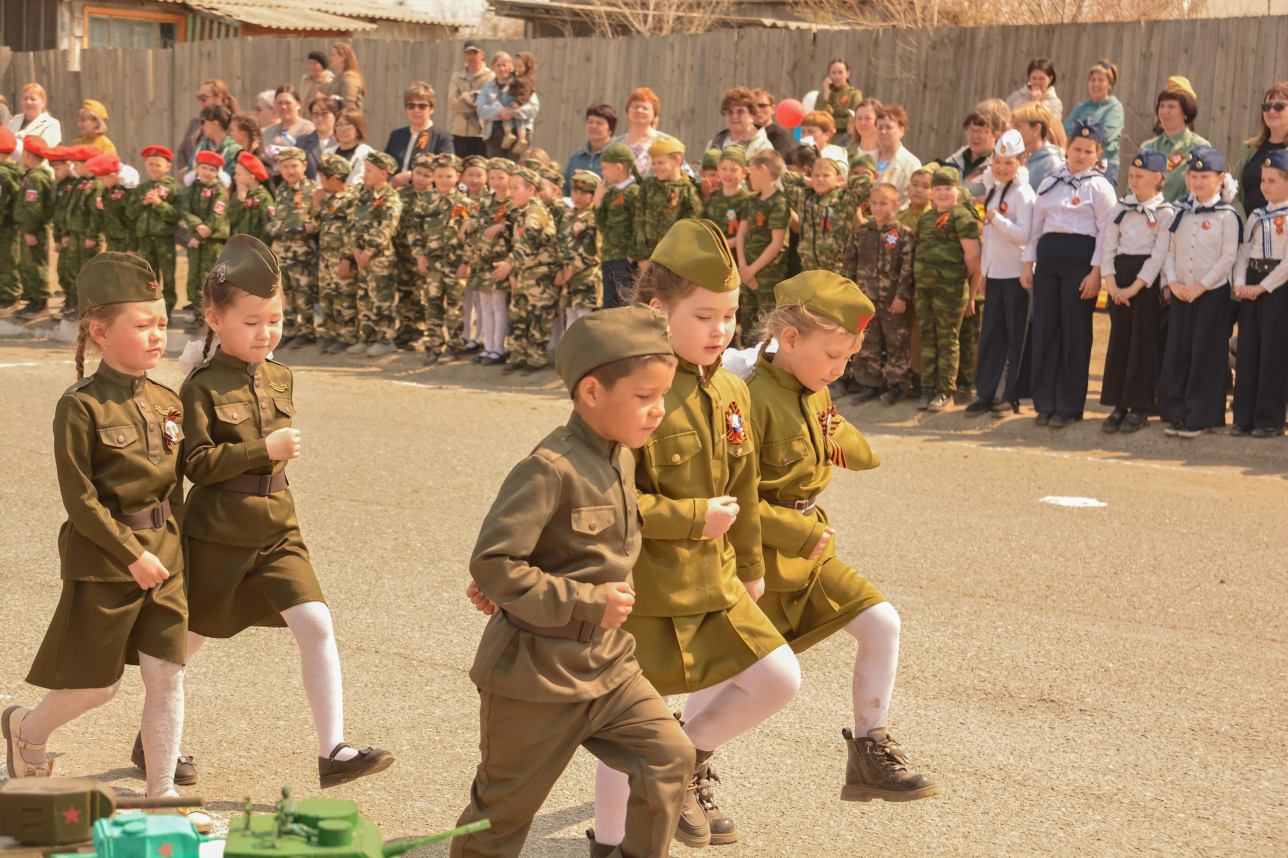 9 мая. Фотограф широкого профиля Чита-Цасучей