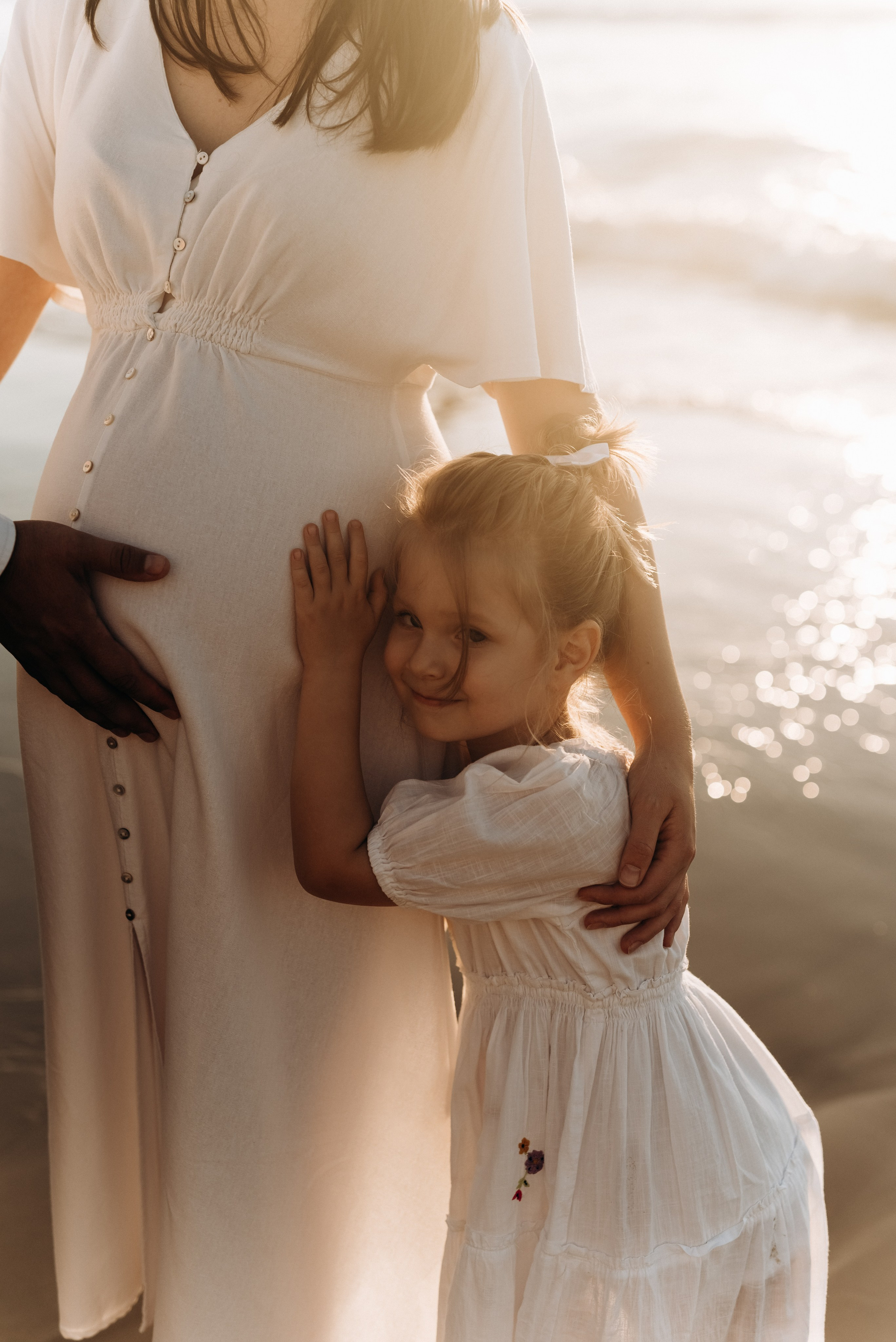 Ela, Andre & Mira: Pregnancy. Family photographer in Israel | Alesya Superfin