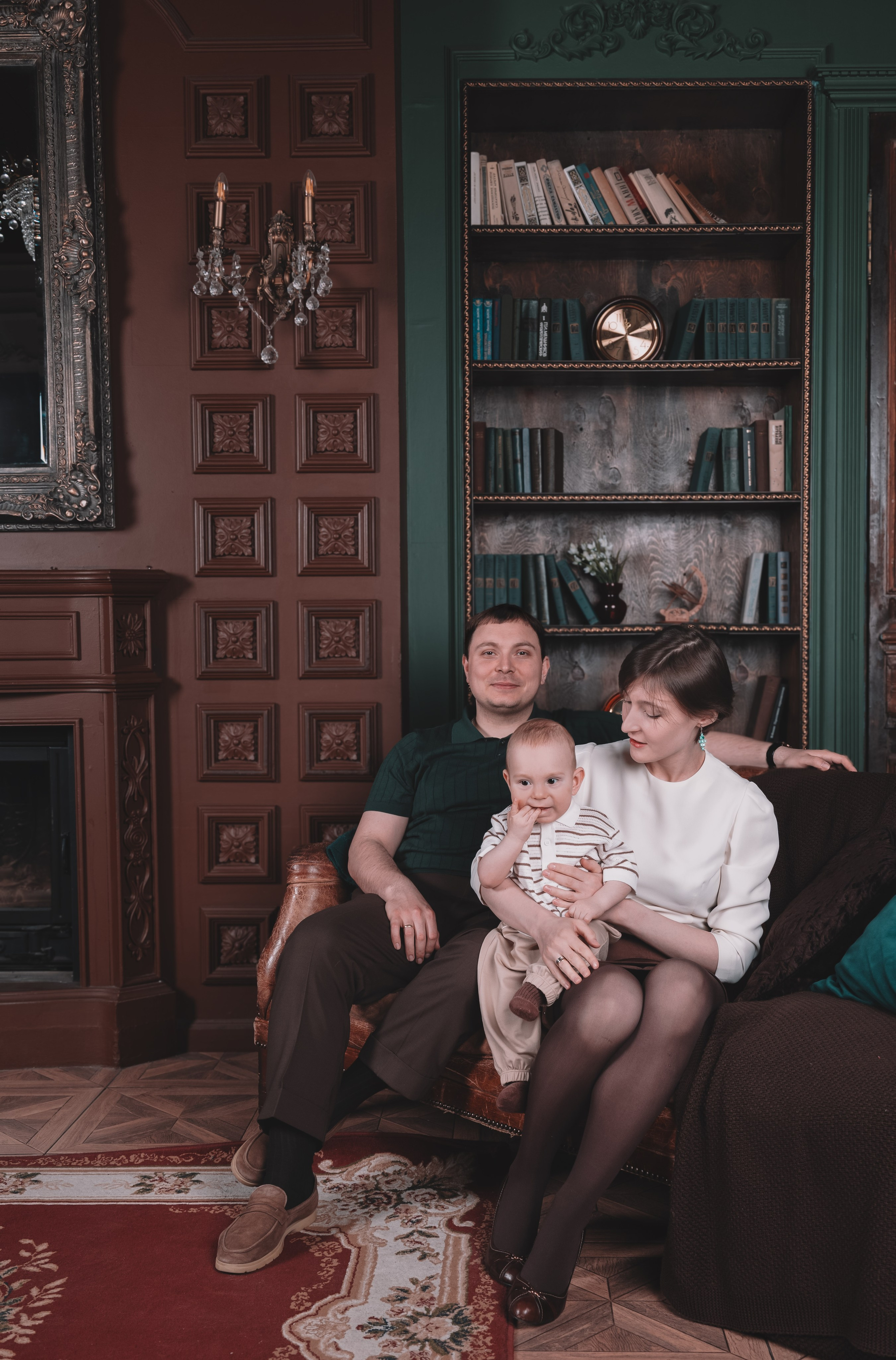 Leona Stage|Библиотека