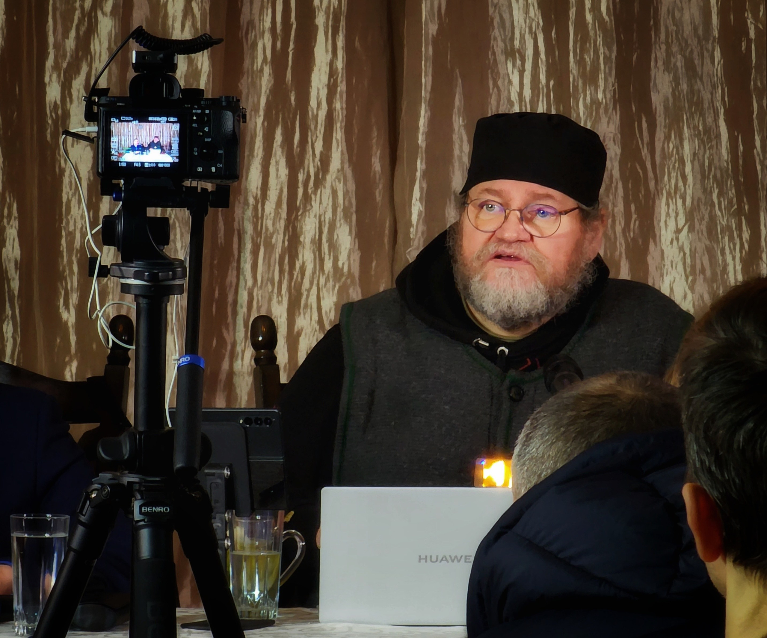 Отец олег стеняев в Строгино