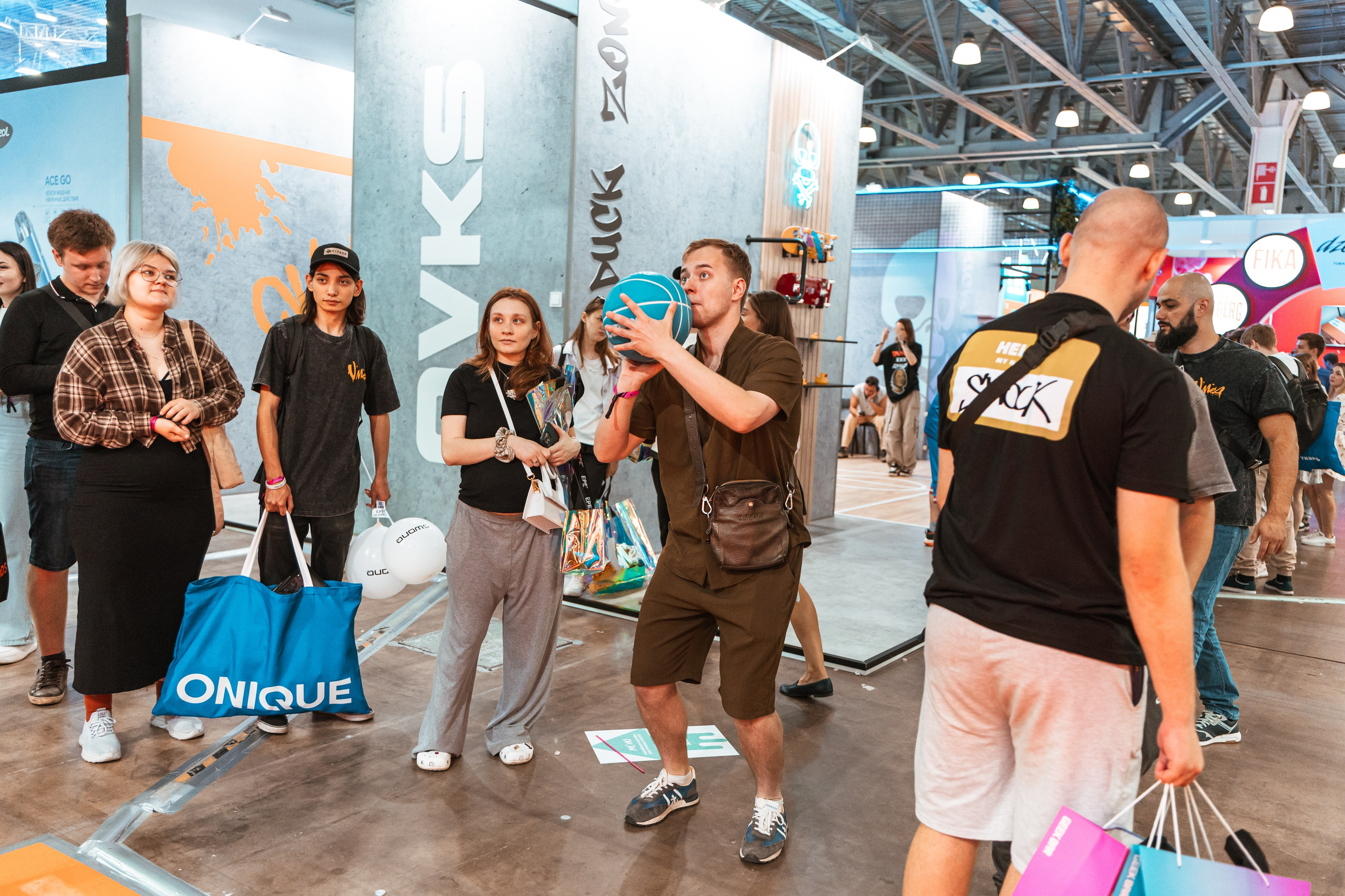 VAPE CLUB SHOW 2025 Крокус Экспо. Фотограф в Москве Дмитрий Емельянов