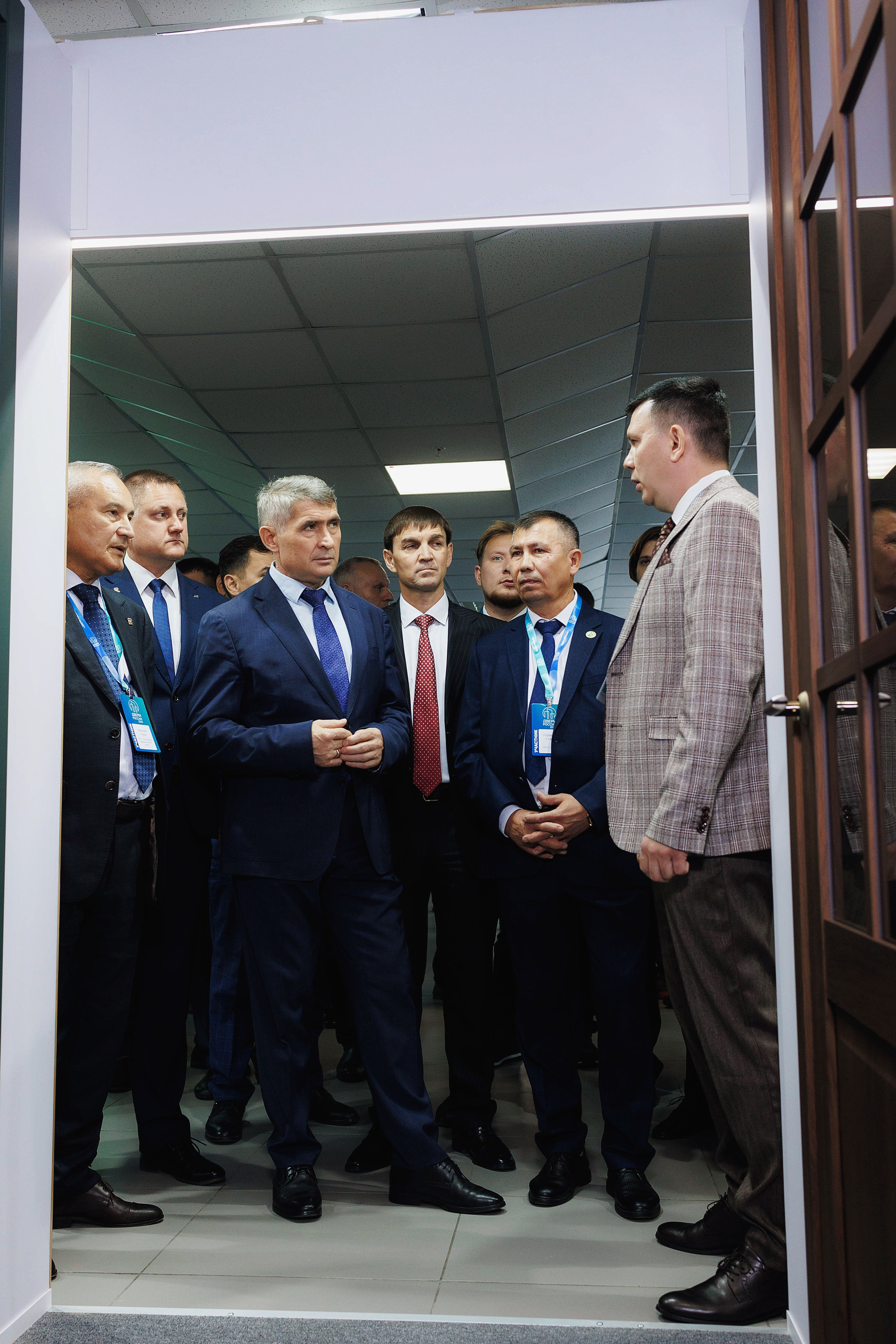 Репортажная съемка форума «Двери Росси-2025» в Чебоксарах. Портретный и репортажный фотограф в Чебоксарах Андриян Чаркин