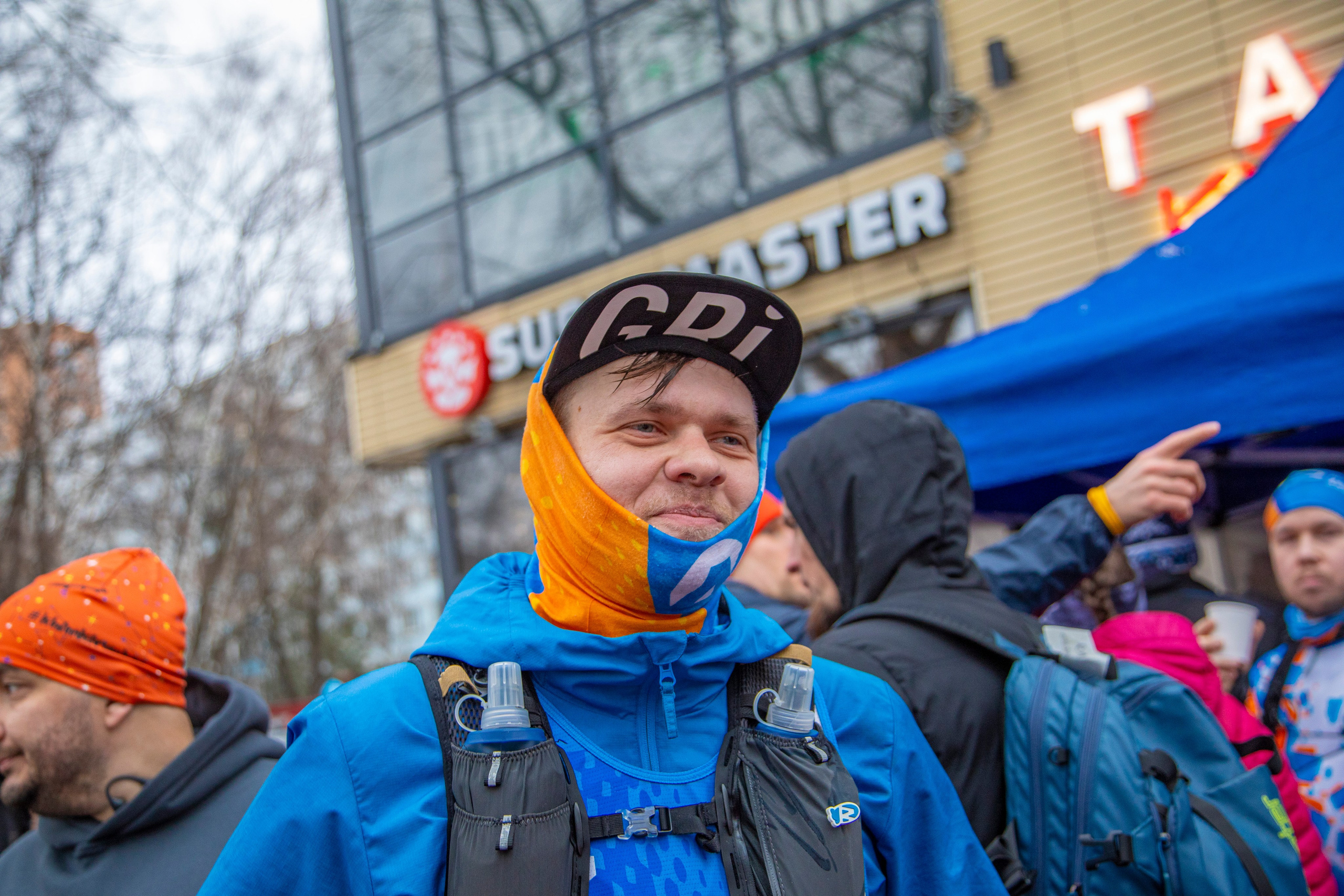 Марафон у дома, этап Химки 22.12.24. Фотограф Сергей Ловкий