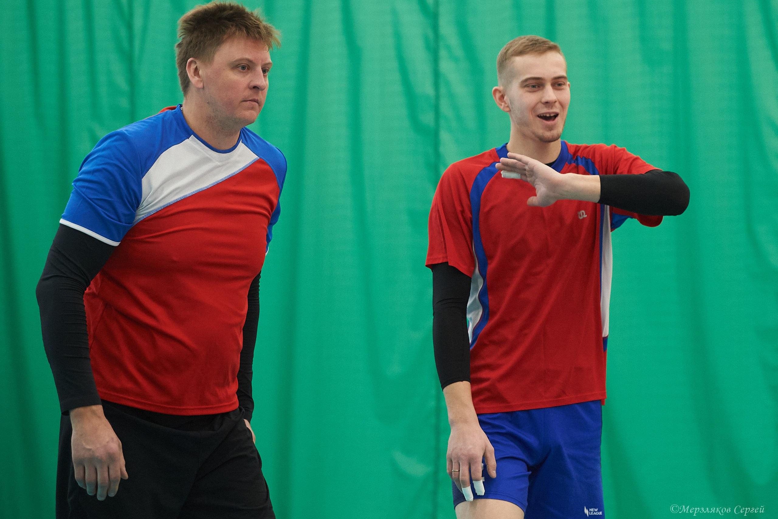 Новогодний волейбольный турнир. Ижевск. 16.12.23. Спортивный репортажный фотограф в Ижевске Сергей Мерзляков