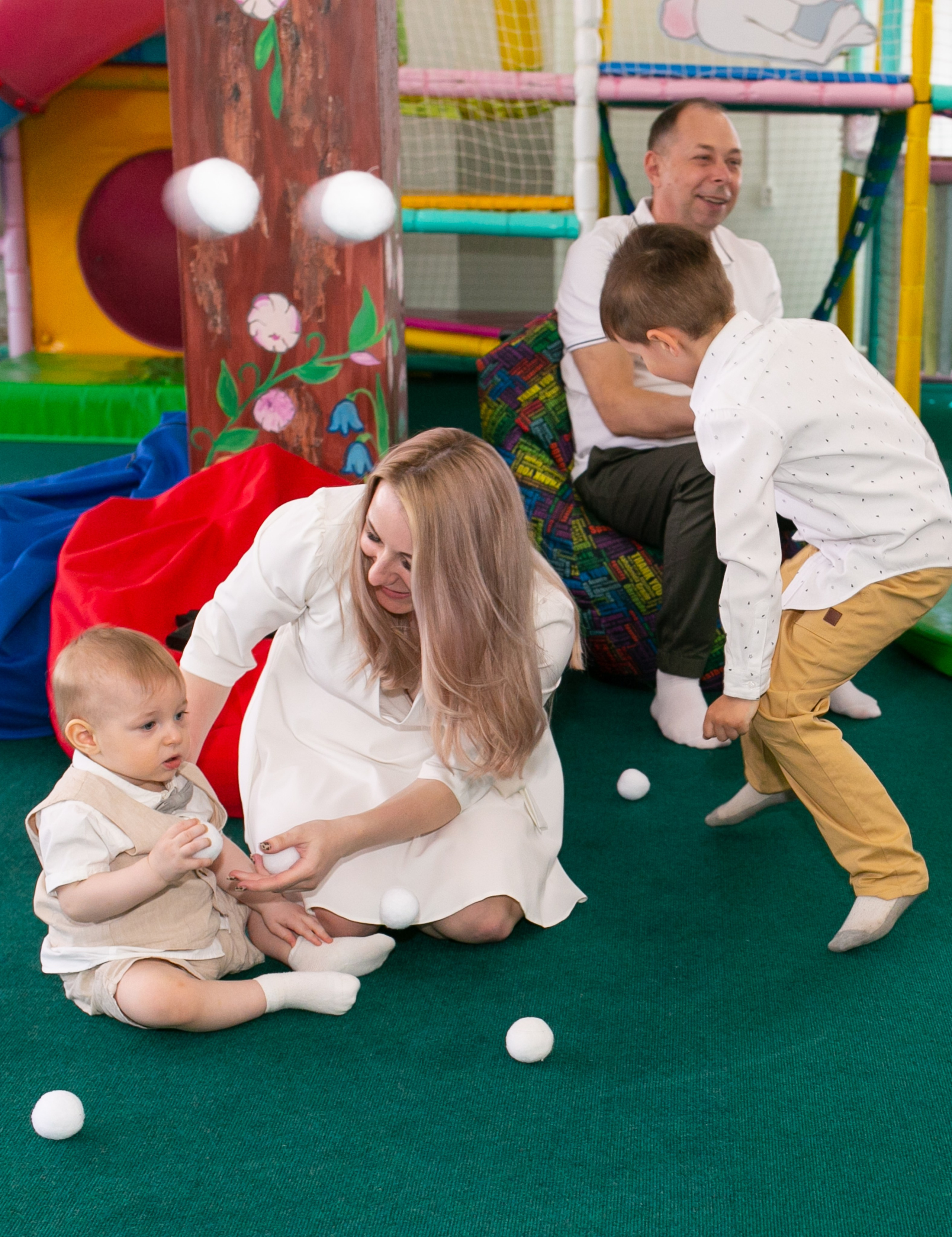 Праздники. Фотограф новорожденных и семейный фотограф НСО г. Бердск Марина Львова