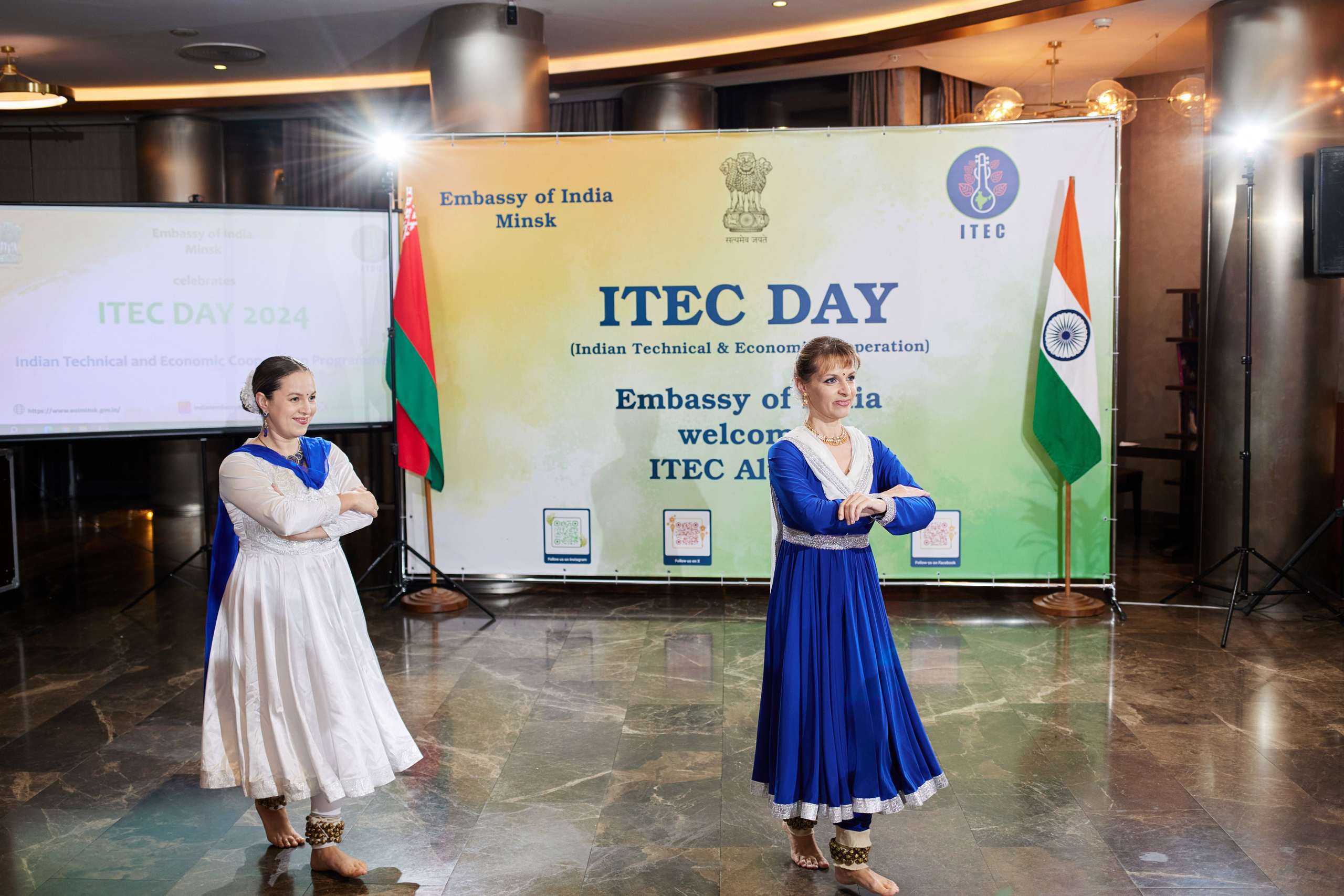 Посольство Индии. Свадебная, репортажная фотосъемка и видеосъемка в Минске. Илья и Юлия Ширмановы. Фотограф | Видеограф | Минск