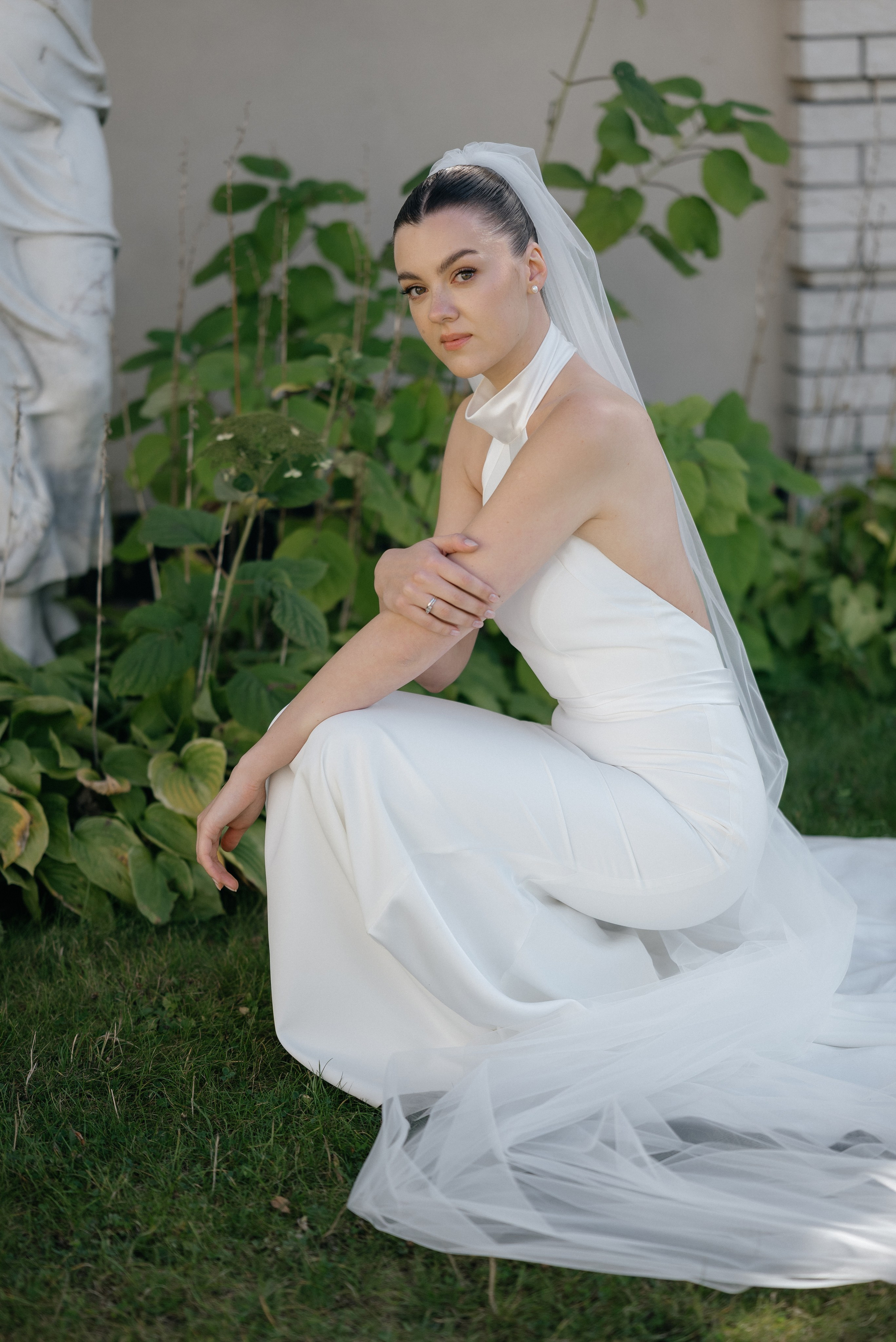 Wedding day in VERSAL PARK. Wedding PHOTOGRAPHER Andrew Vnukov