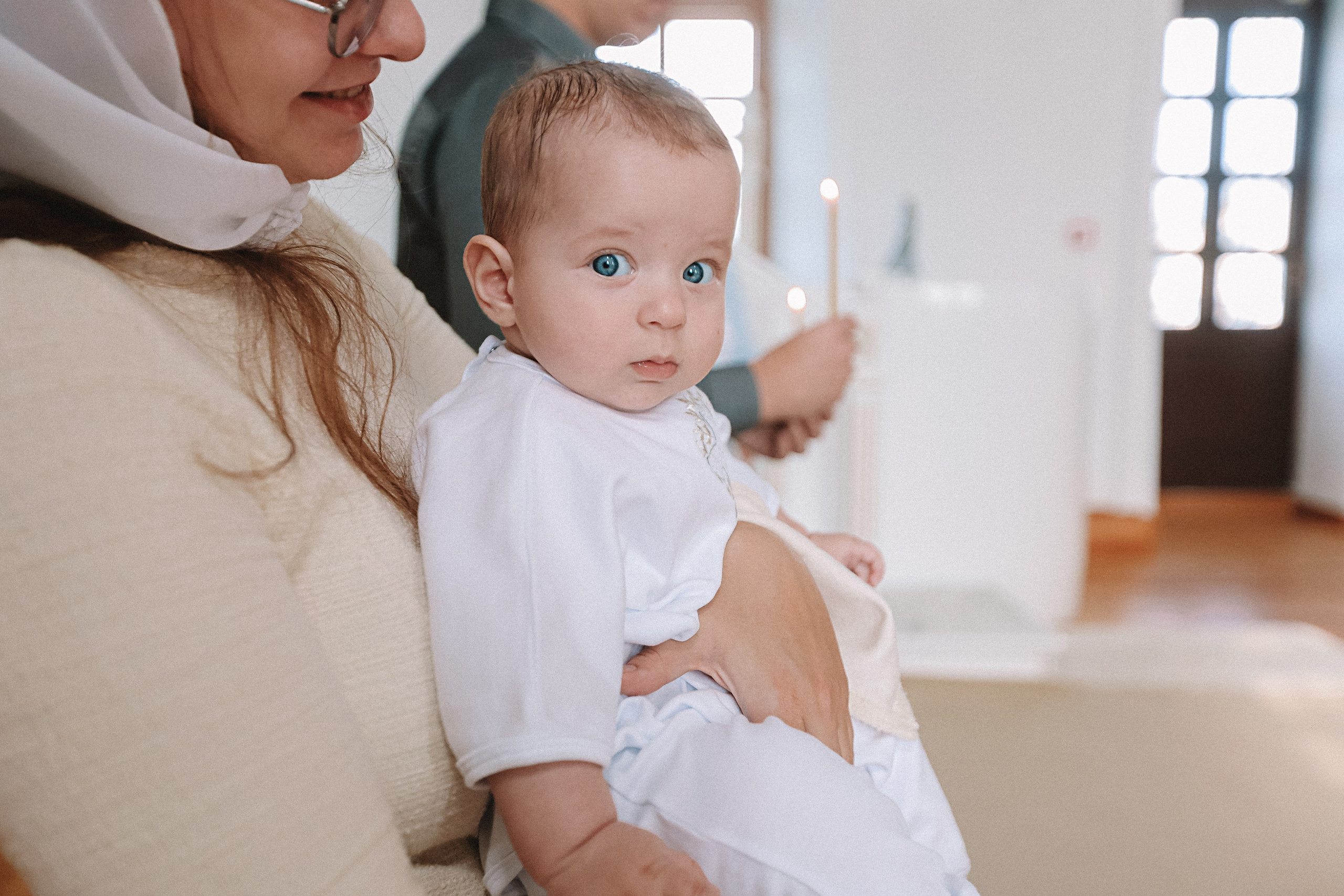 Крещение церковь около моста влюбленных. Семейный фотограф Тюмень, фотограф на роды Салмина Мария