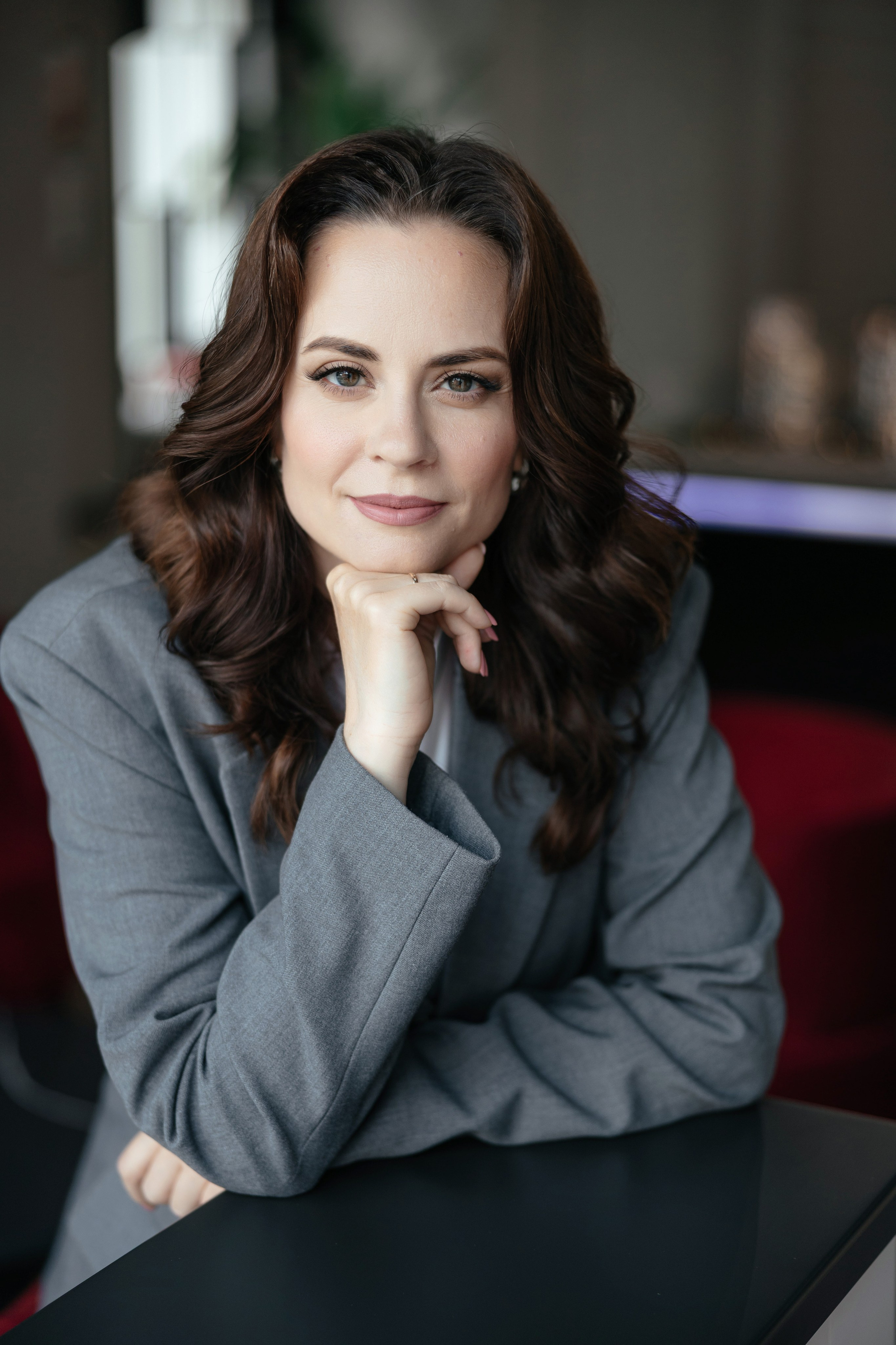 Маркетолог Юлия Стрельцова. Фотограф для бизнеса Константин Брусницын в Екатеринбурге